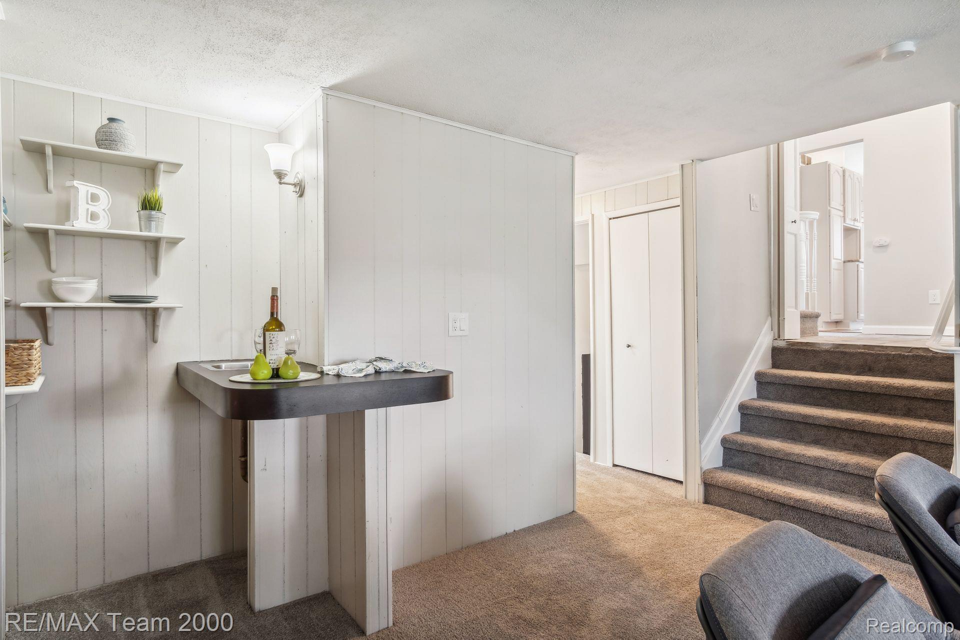 20021 CHURCHILL Avenue