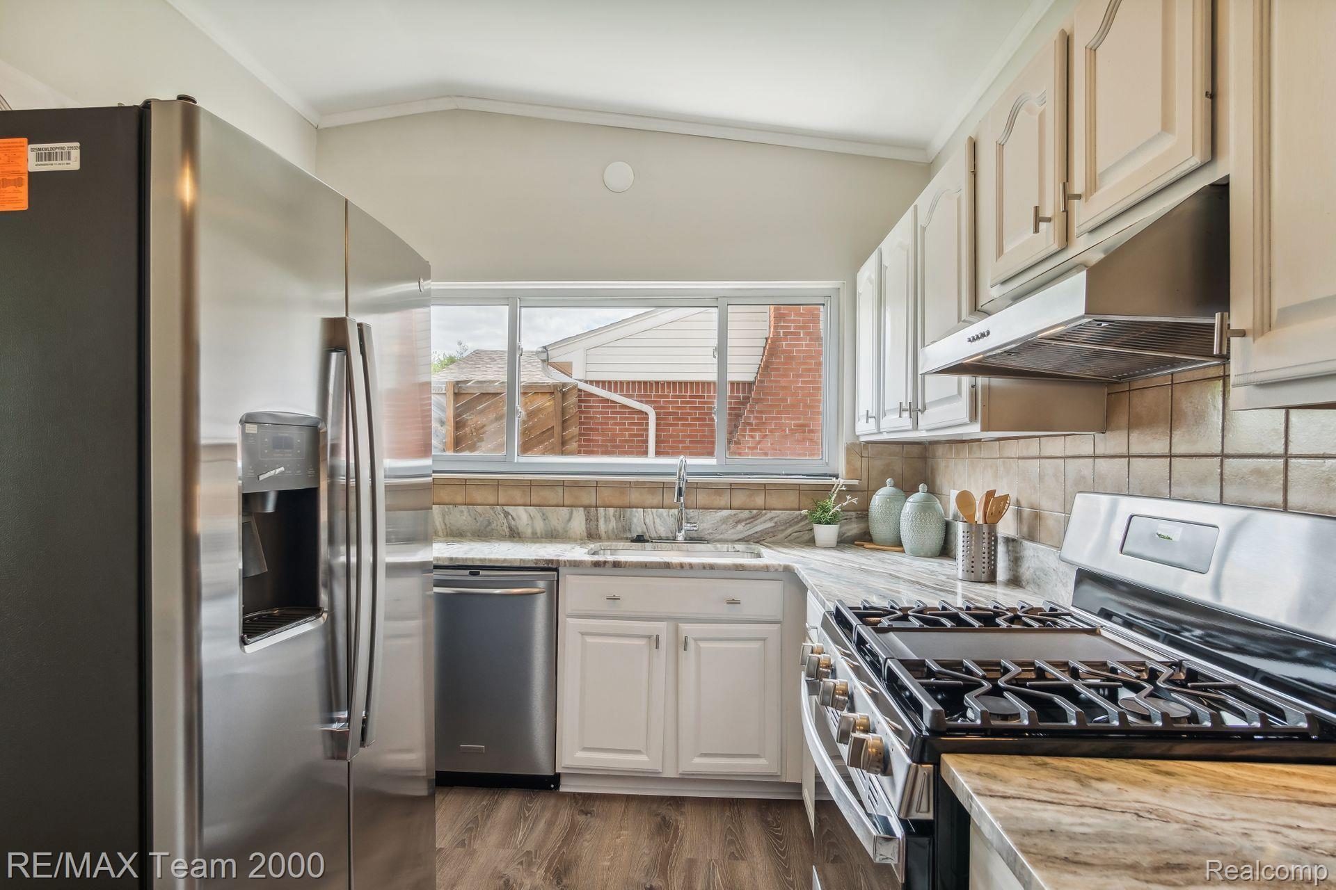 20021 CHURCHILL Avenue