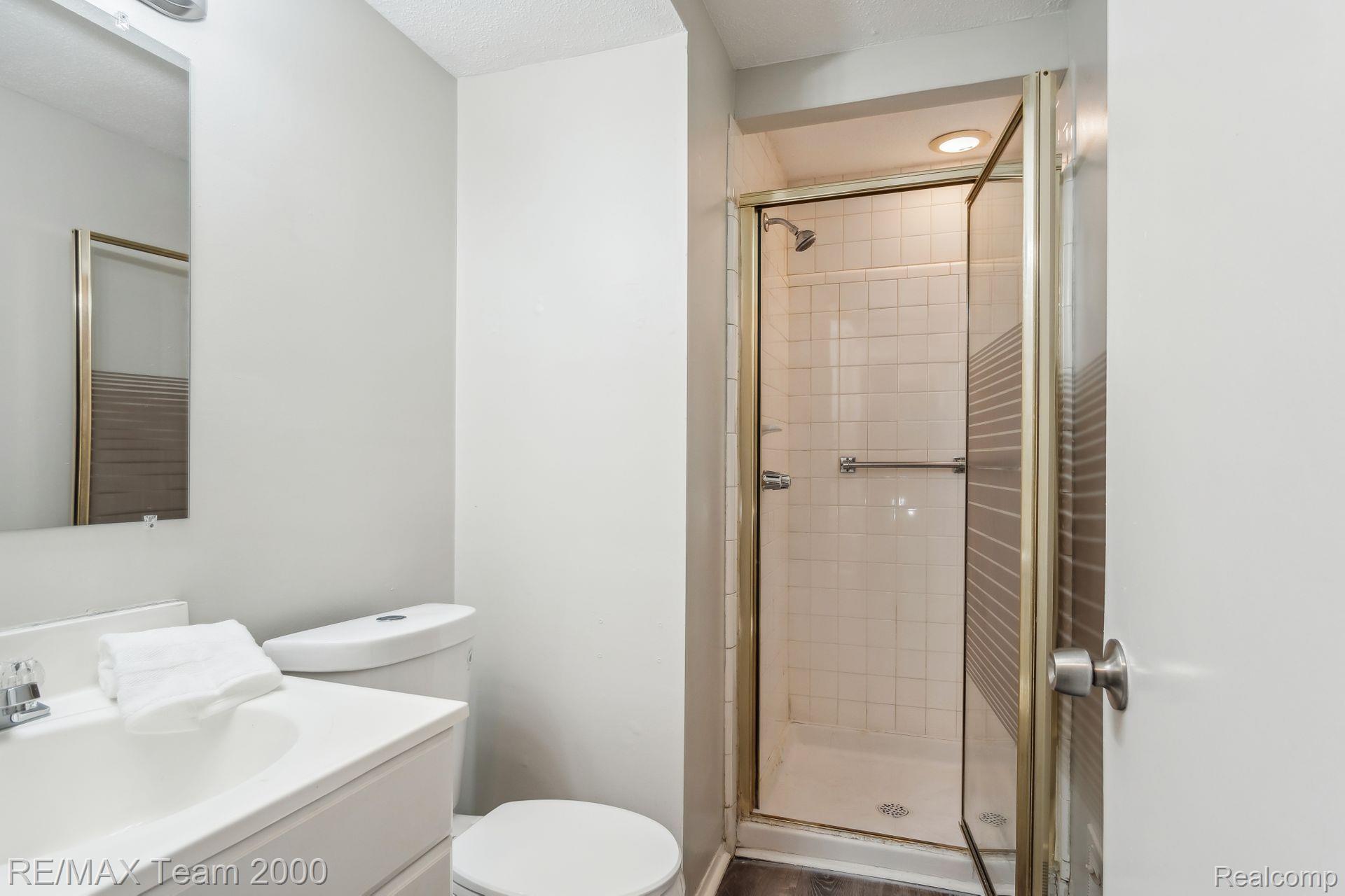 20021 CHURCHILL Avenue