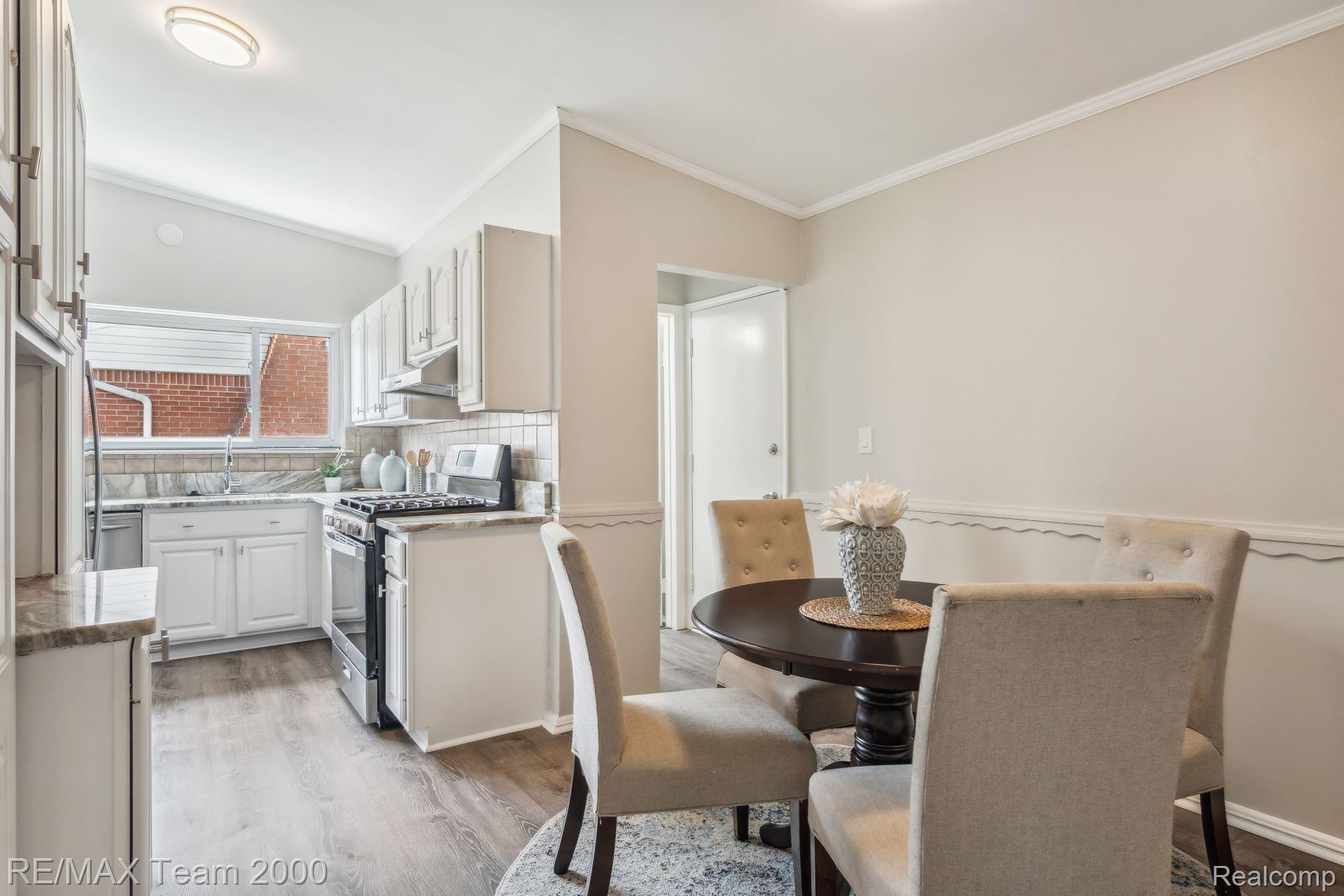 20021 CHURCHILL Avenue