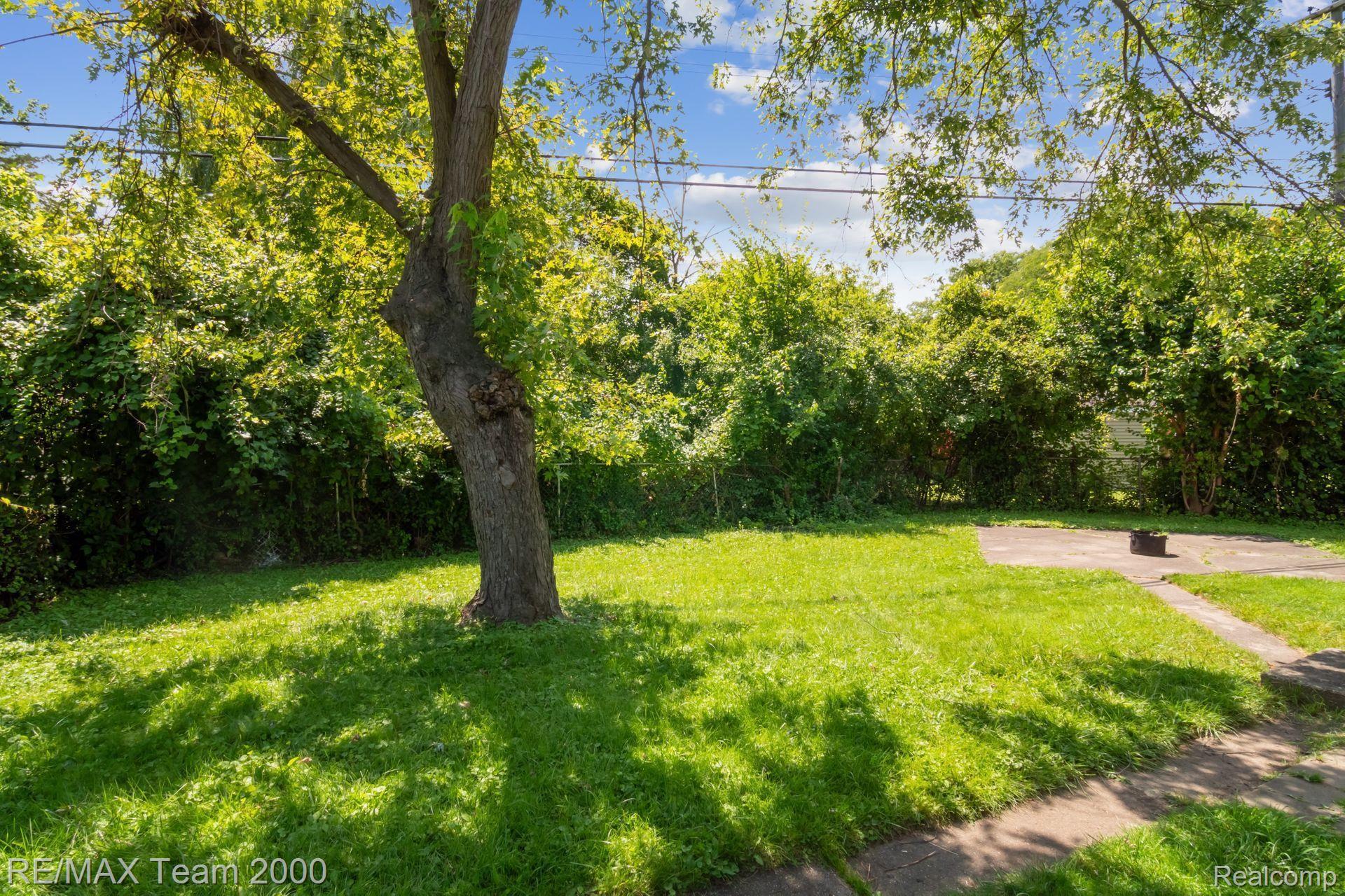 15051 MARLOW Street