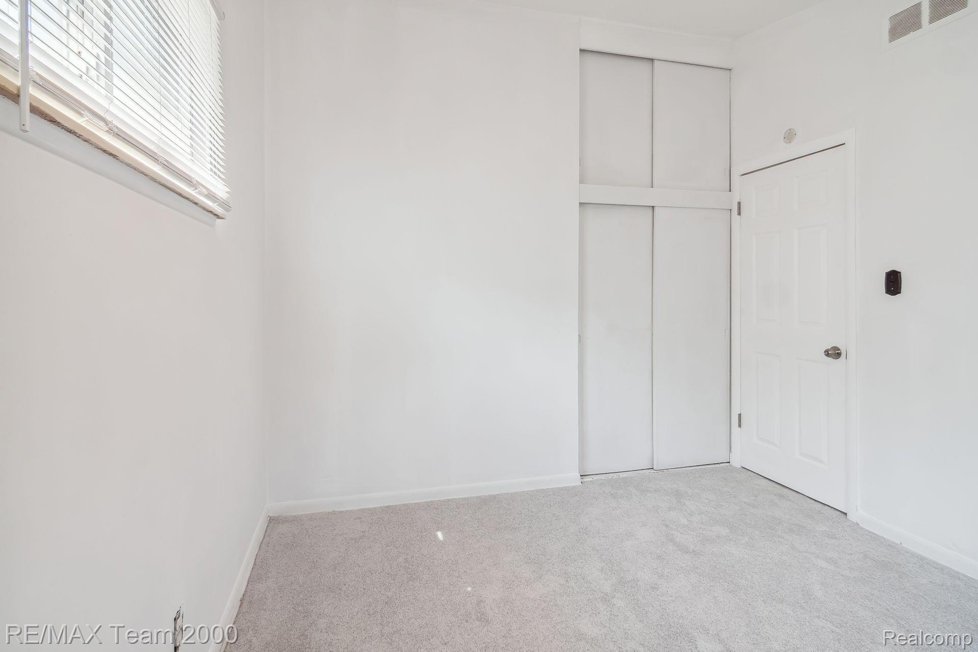 15051 MARLOW Street