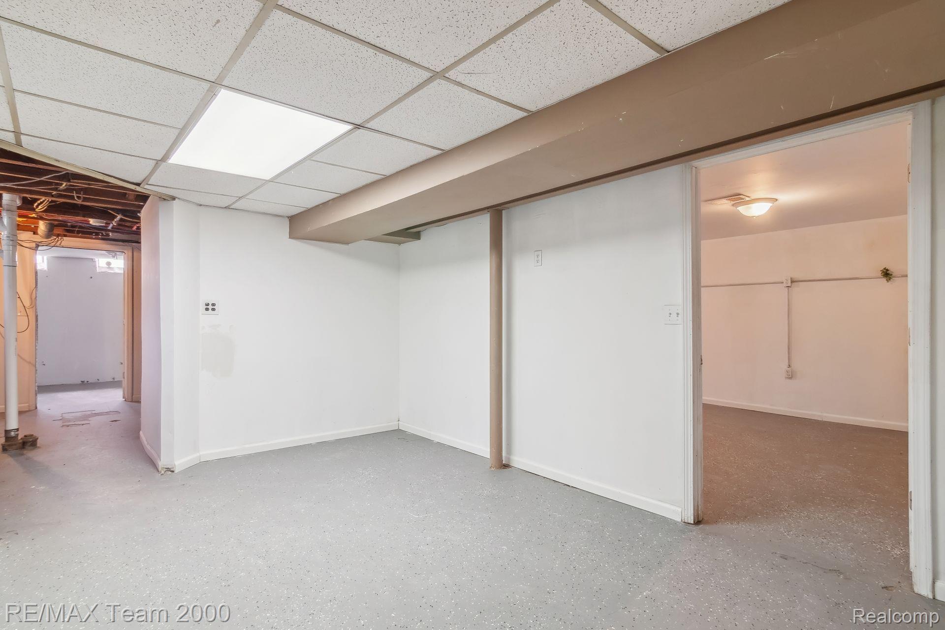 15051 MARLOW Street