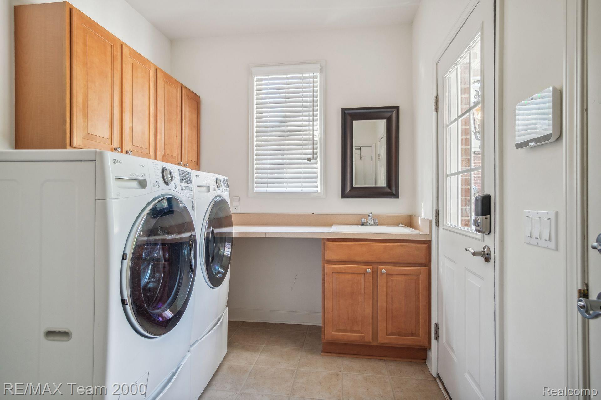 49499 WATERSTONE ESTATES Circle