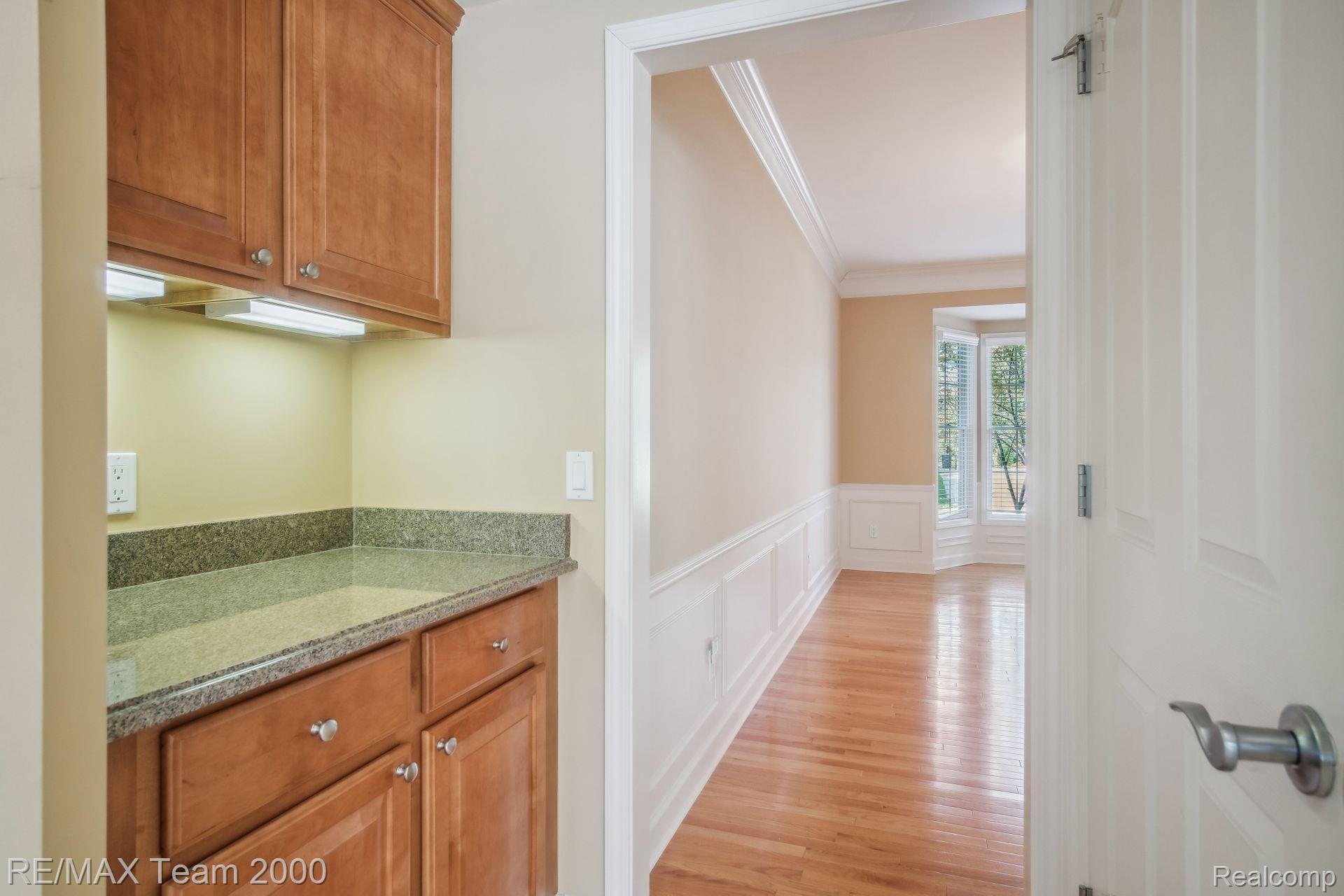 49499 WATERSTONE ESTATES Circle