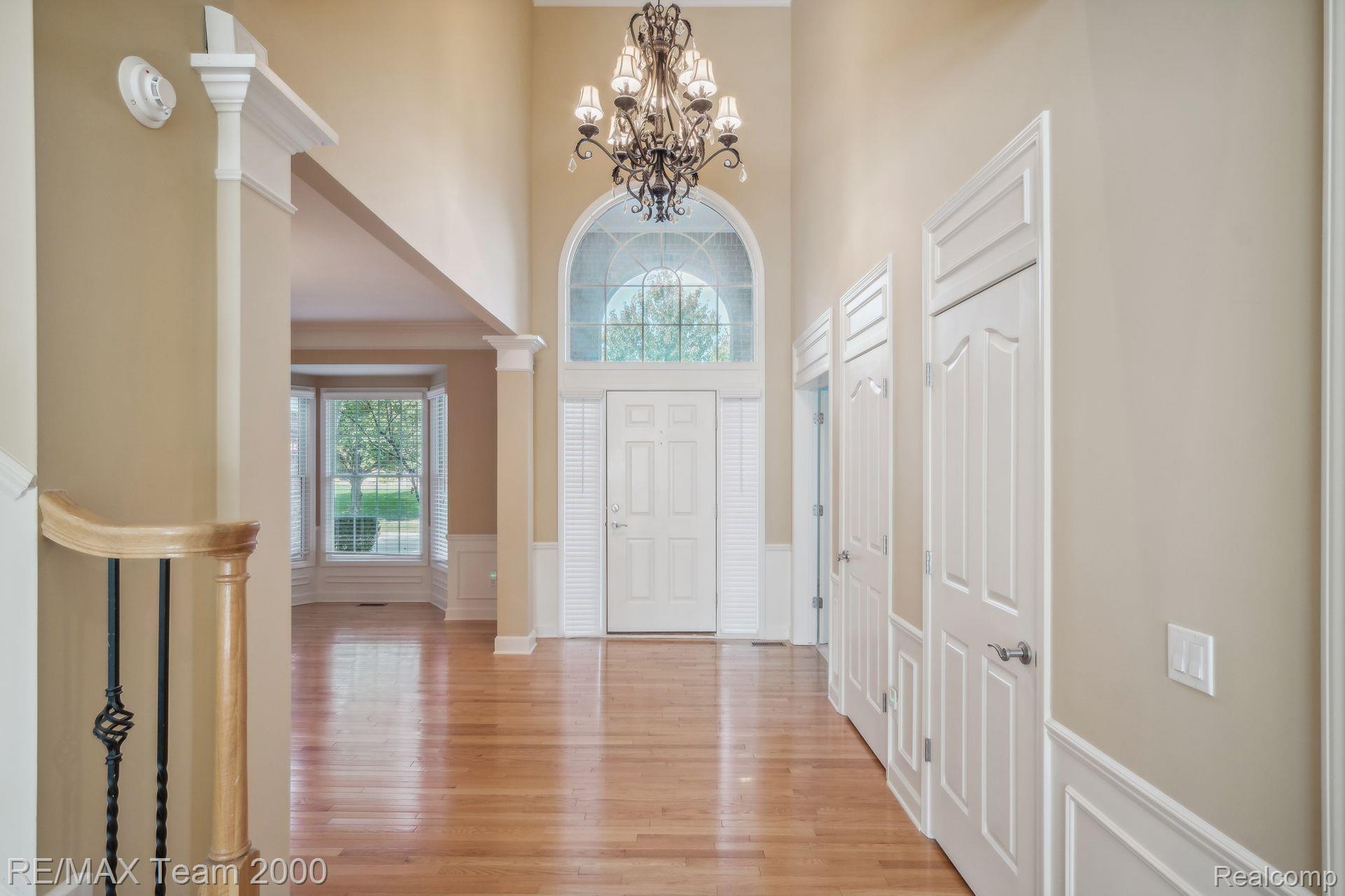 49499 WATERSTONE ESTATES Circle