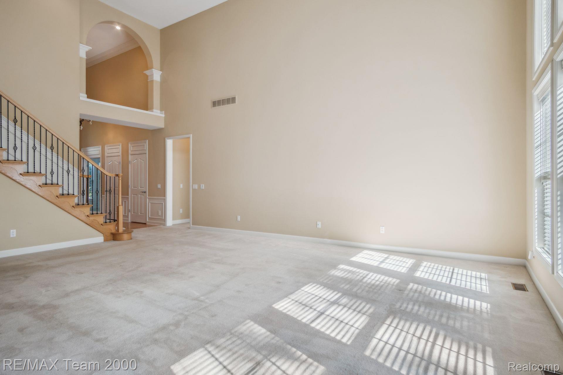 49499 WATERSTONE ESTATES Circle