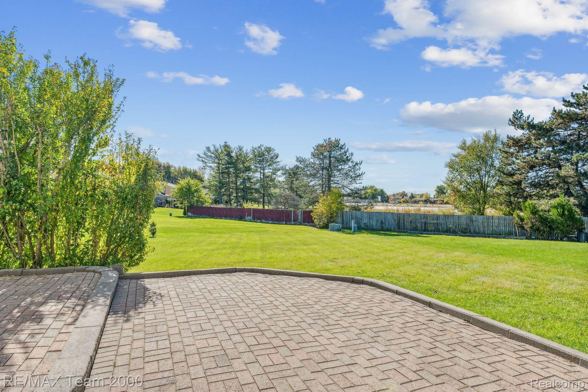 1148 WILDWOOD Lane