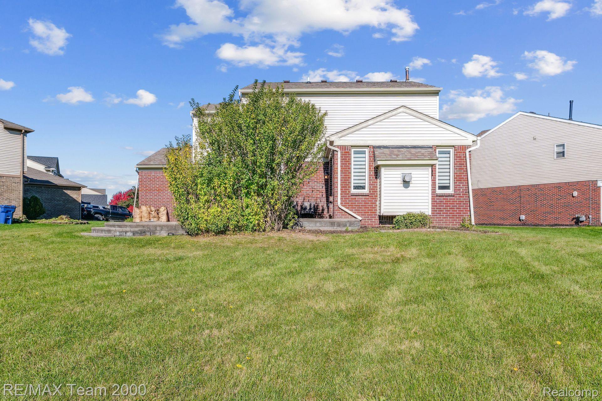 1148 WILDWOOD Lane