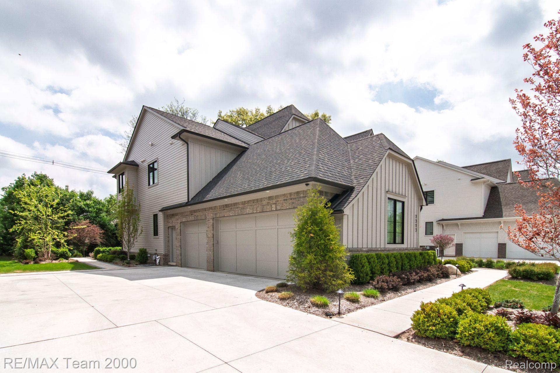 7313 BROOKSIDE VILLAGE
