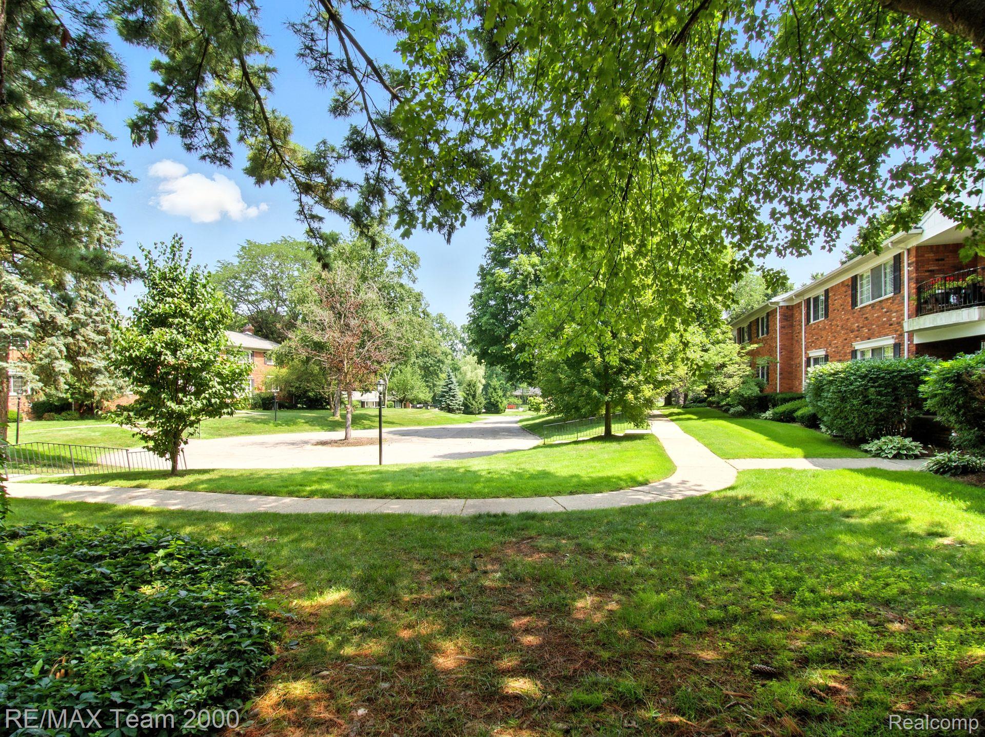1711 Huntingwood Lane