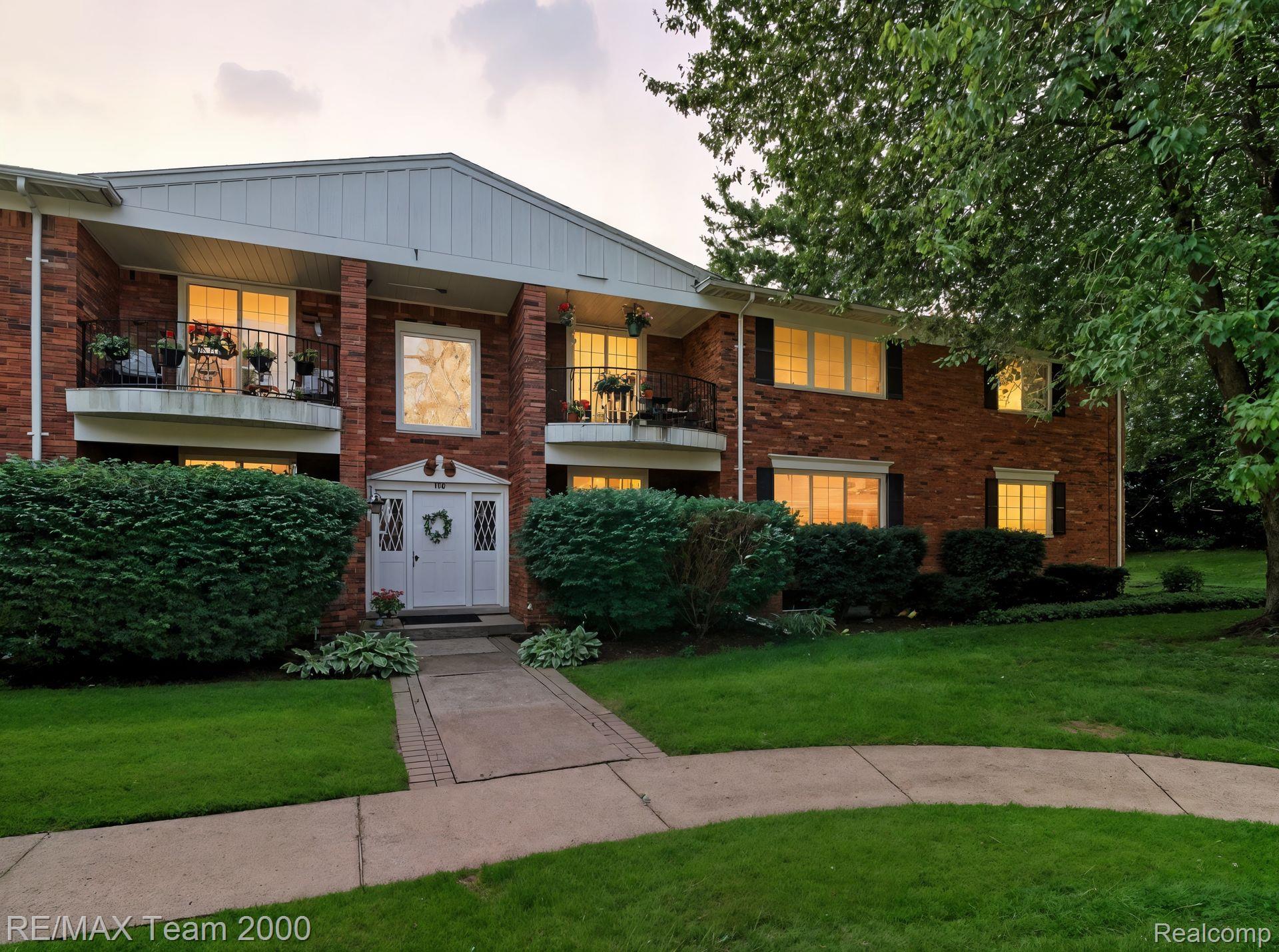 1711 Huntingwood Lane