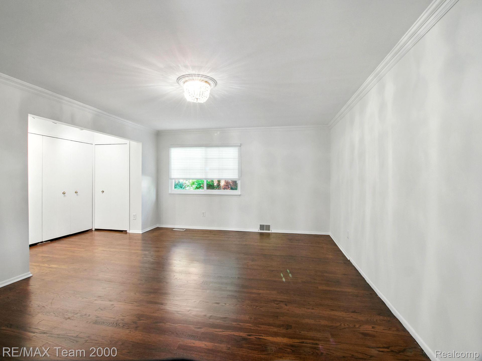 1711 Huntingwood Lane
