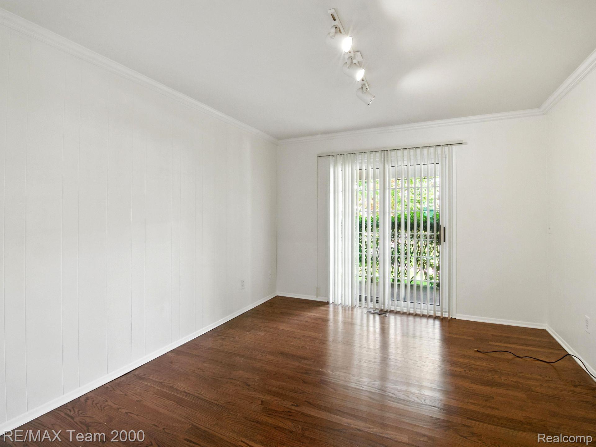 1711 Huntingwood Lane