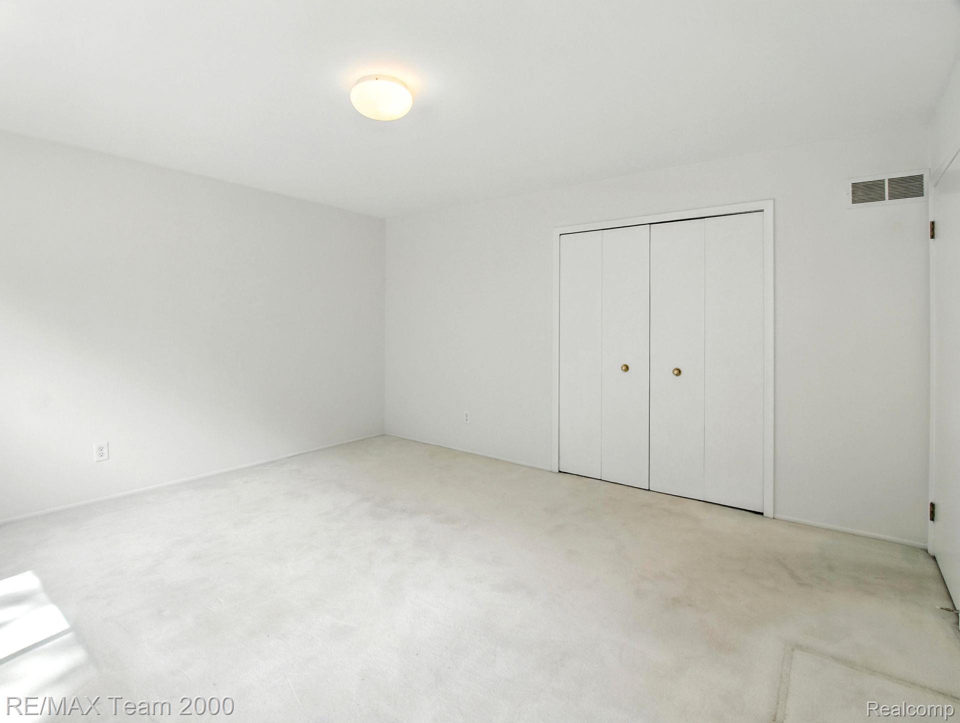 1711 Huntingwood Lane