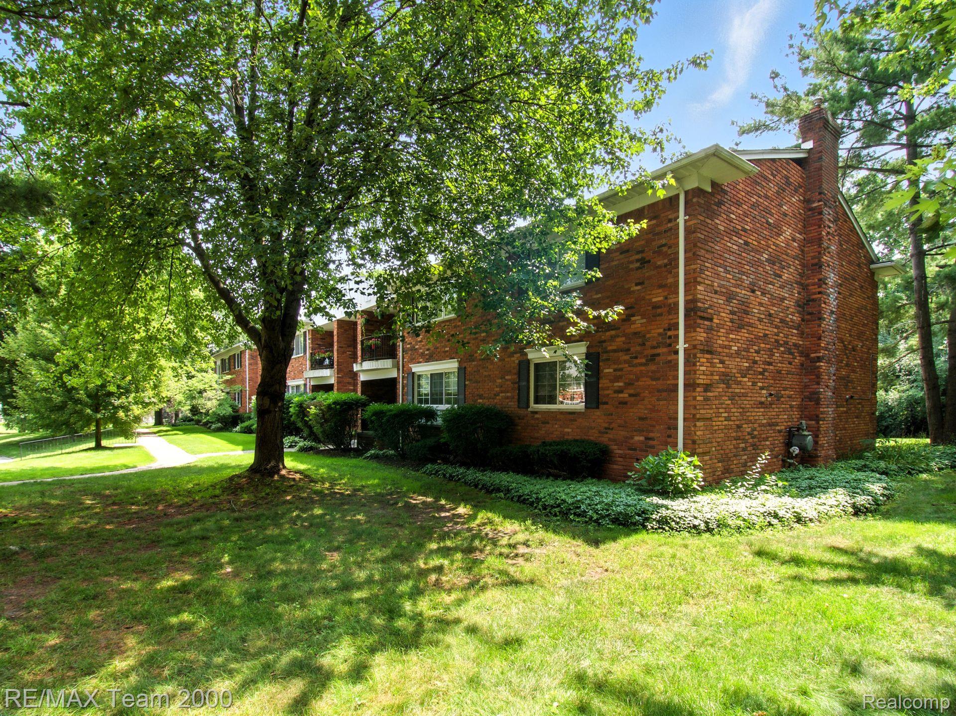 1711 Huntingwood Lane