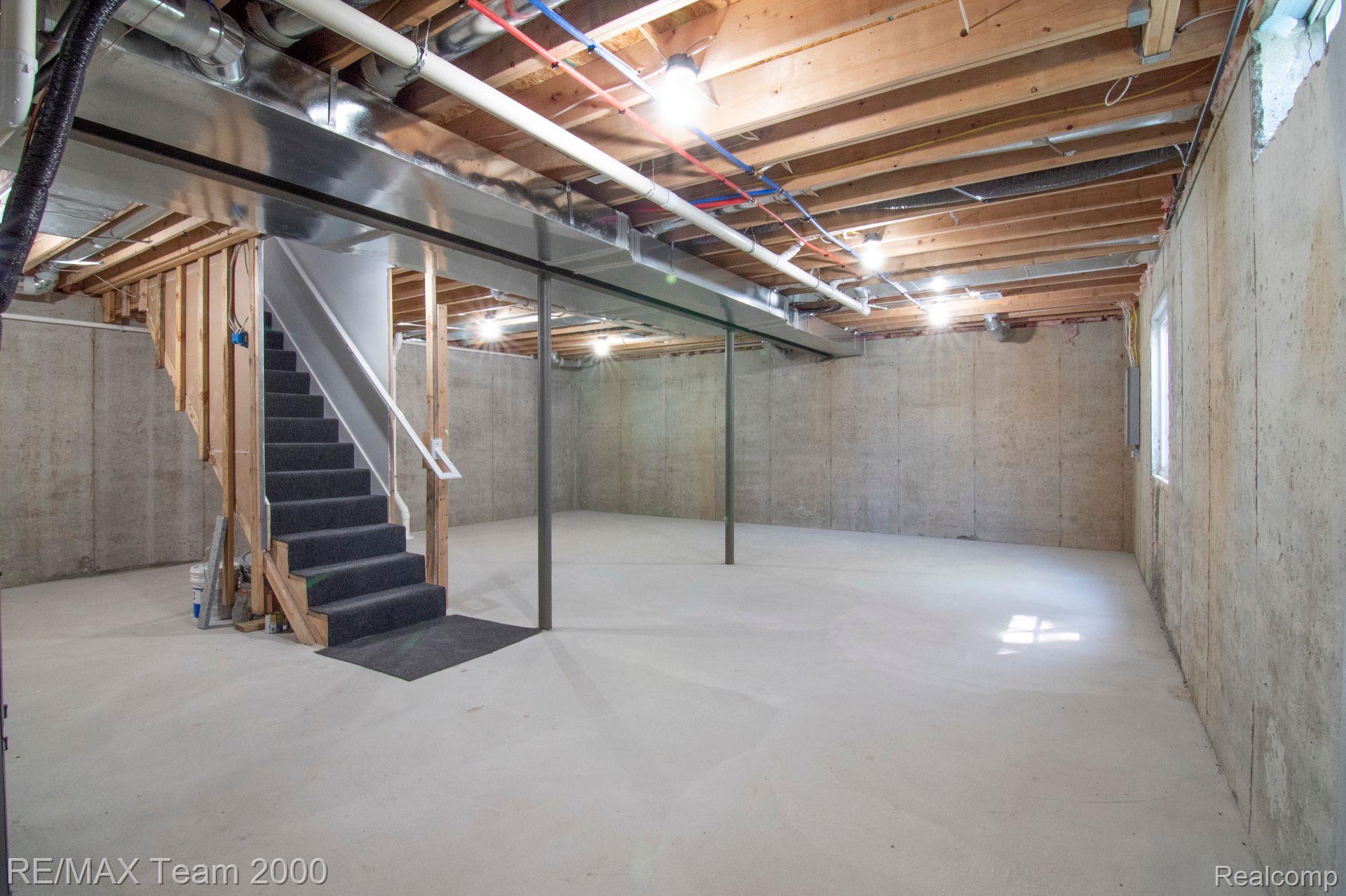 24050 Sunnypoint Drive