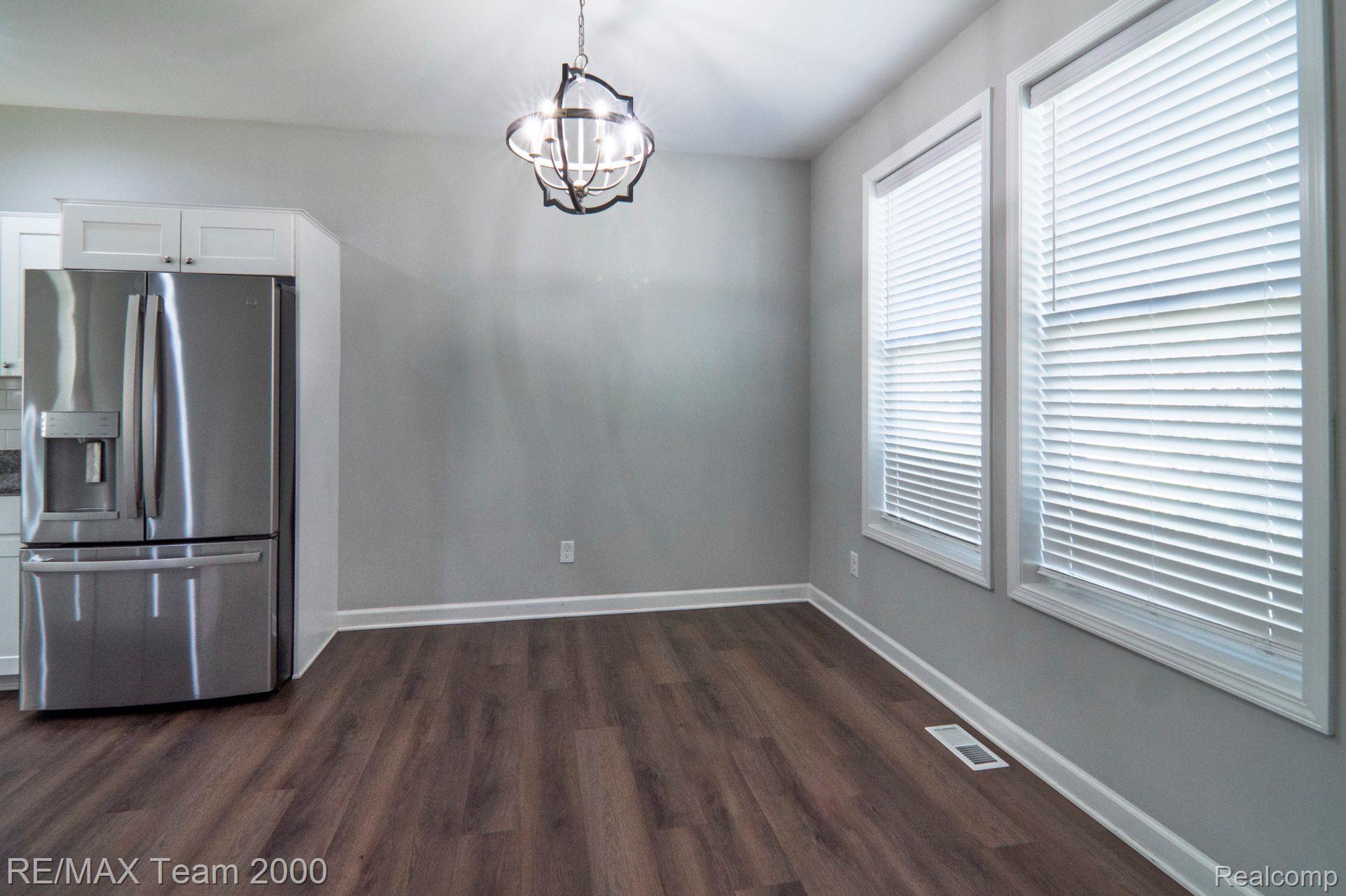 24050 Sunnypoint Drive