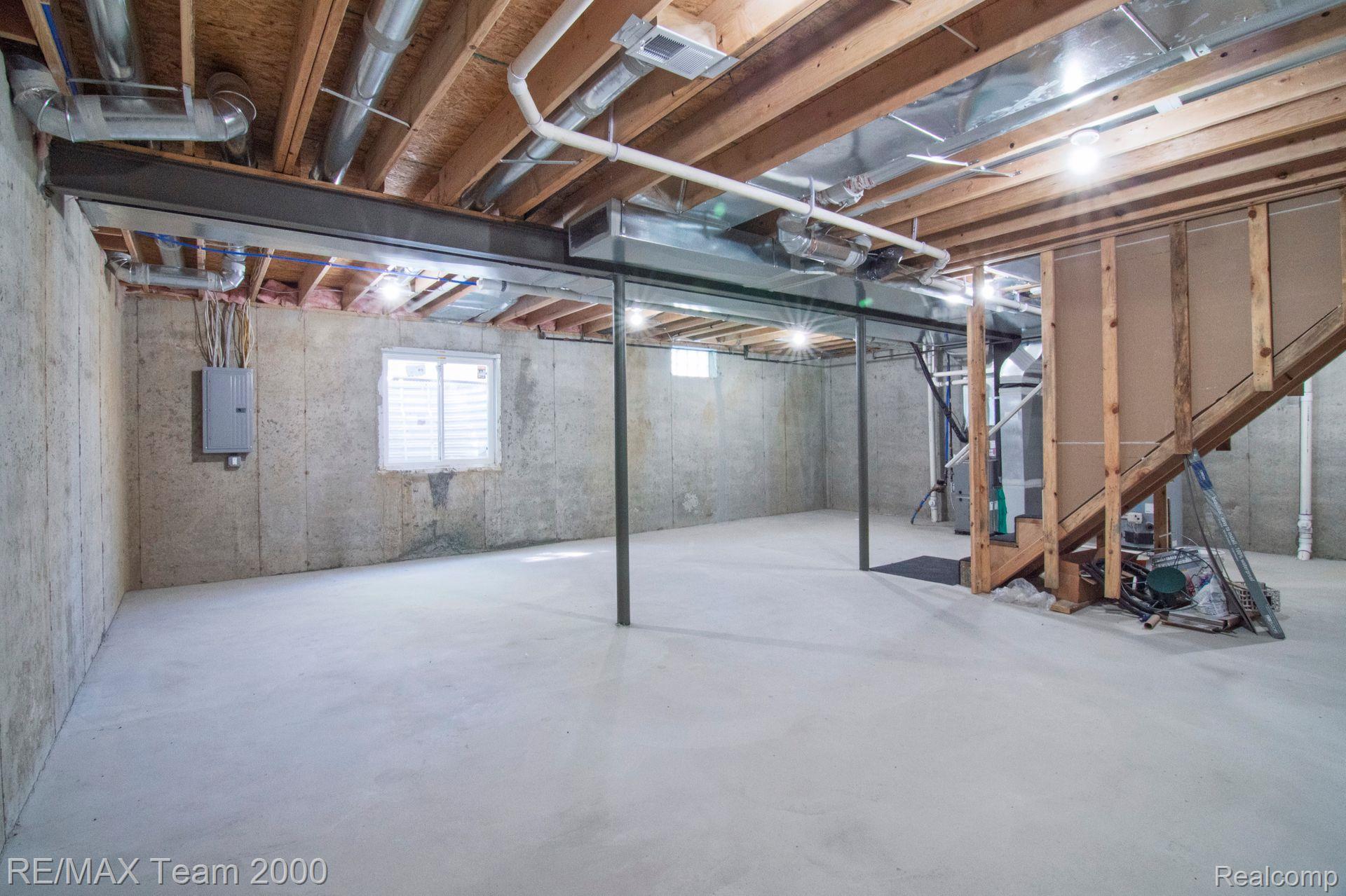 24050 Sunnypoint Drive