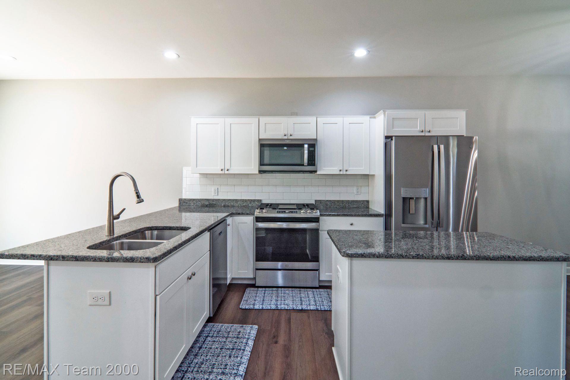 24050 Sunnypoint Drive