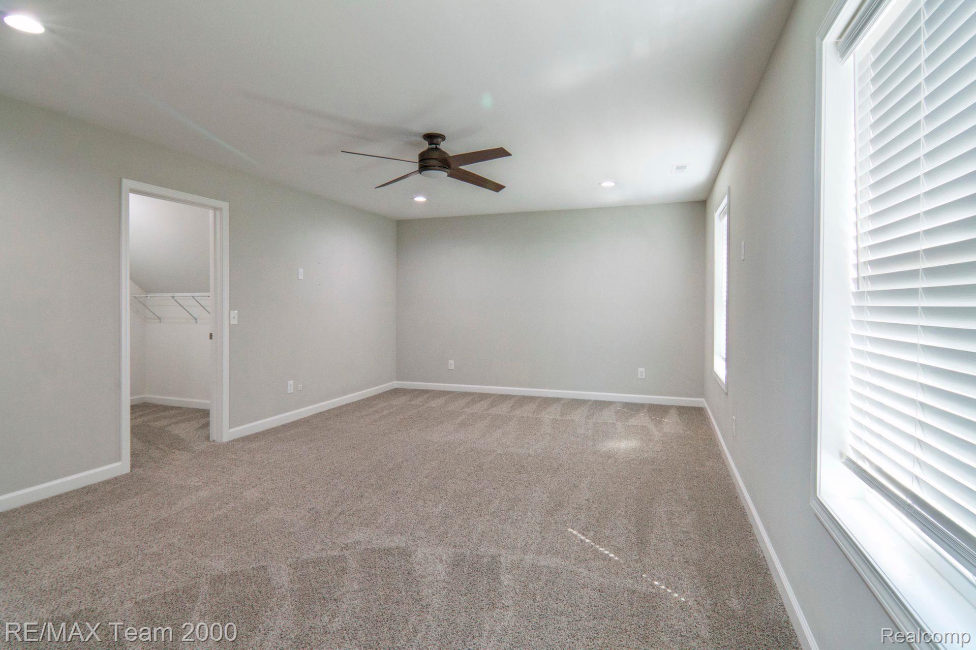 24050 Sunnypoint Drive
