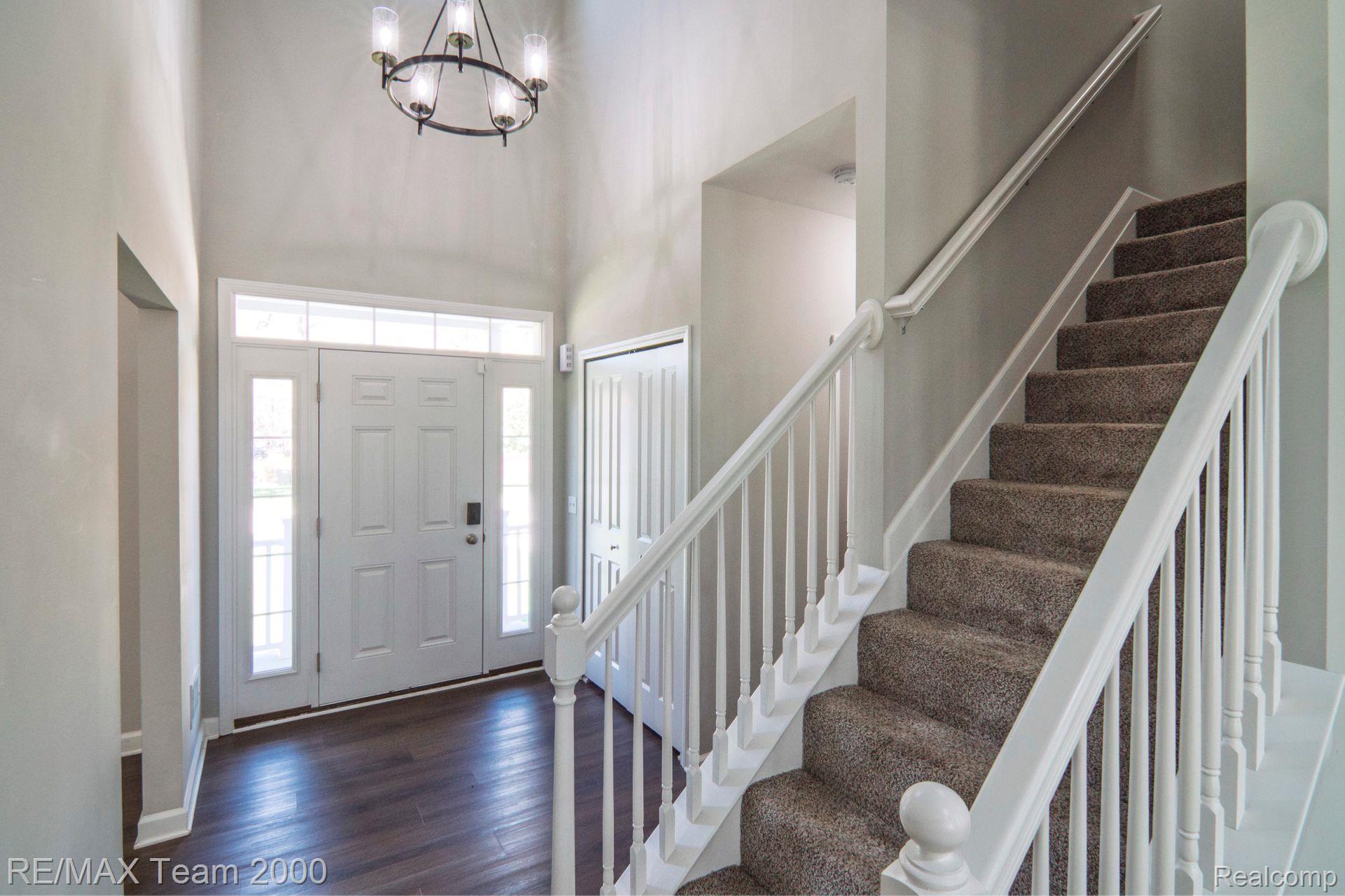 24050 Sunnypoint Drive