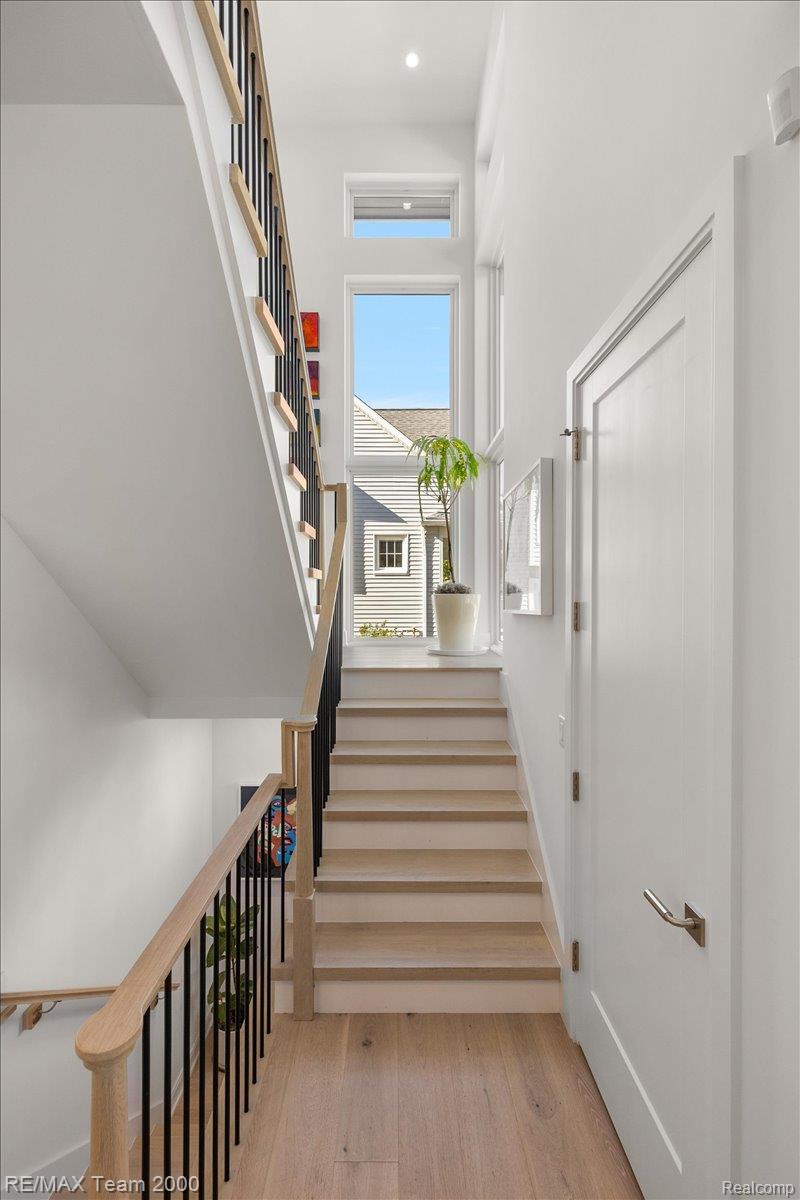 864 Ann Street