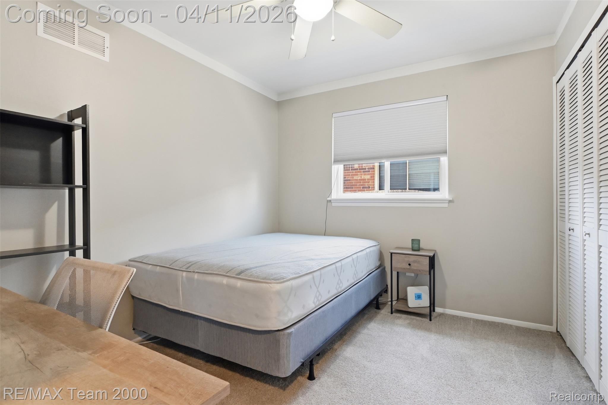 43800 Simsbury Street