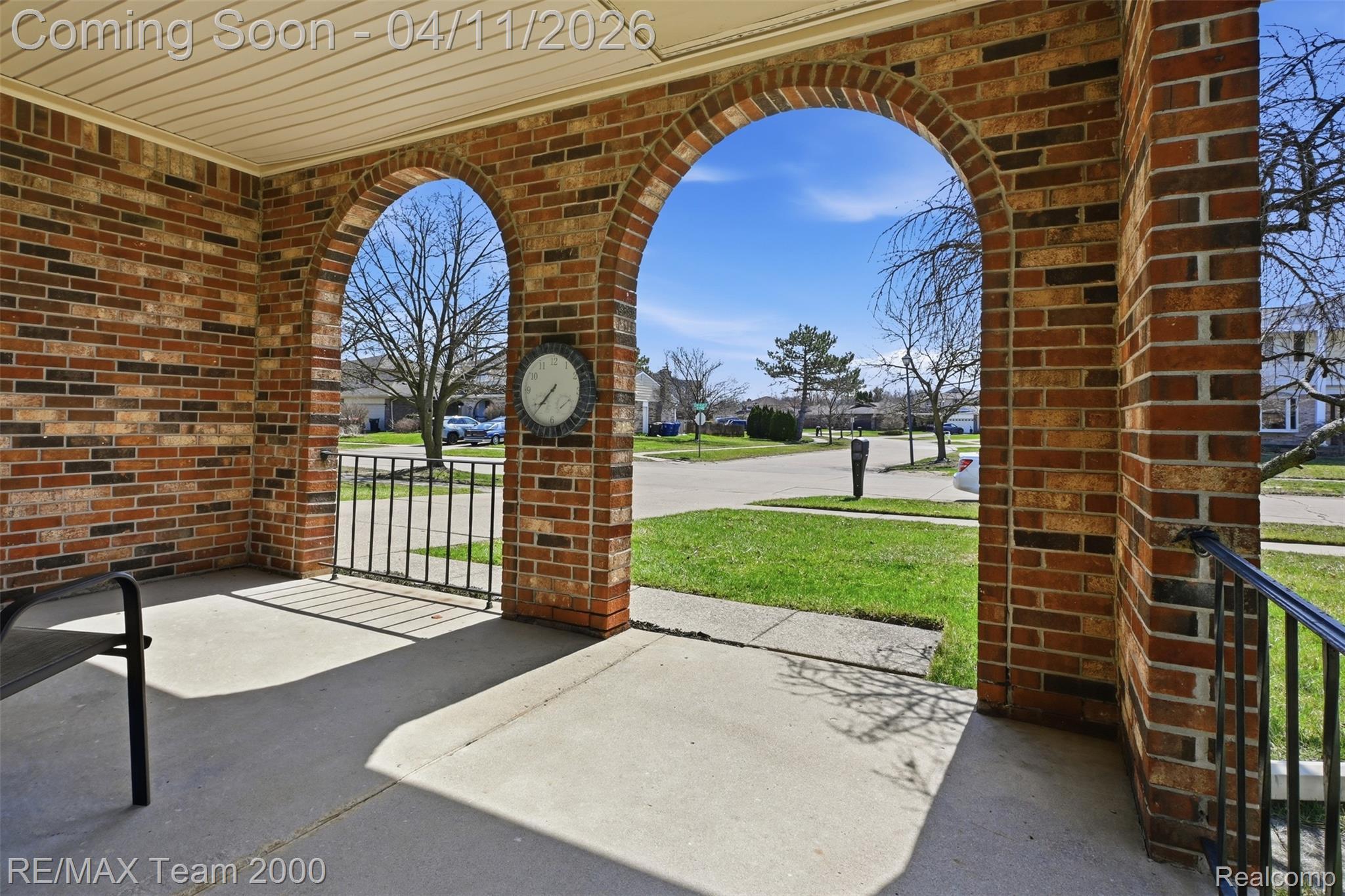 43800 Simsbury Street