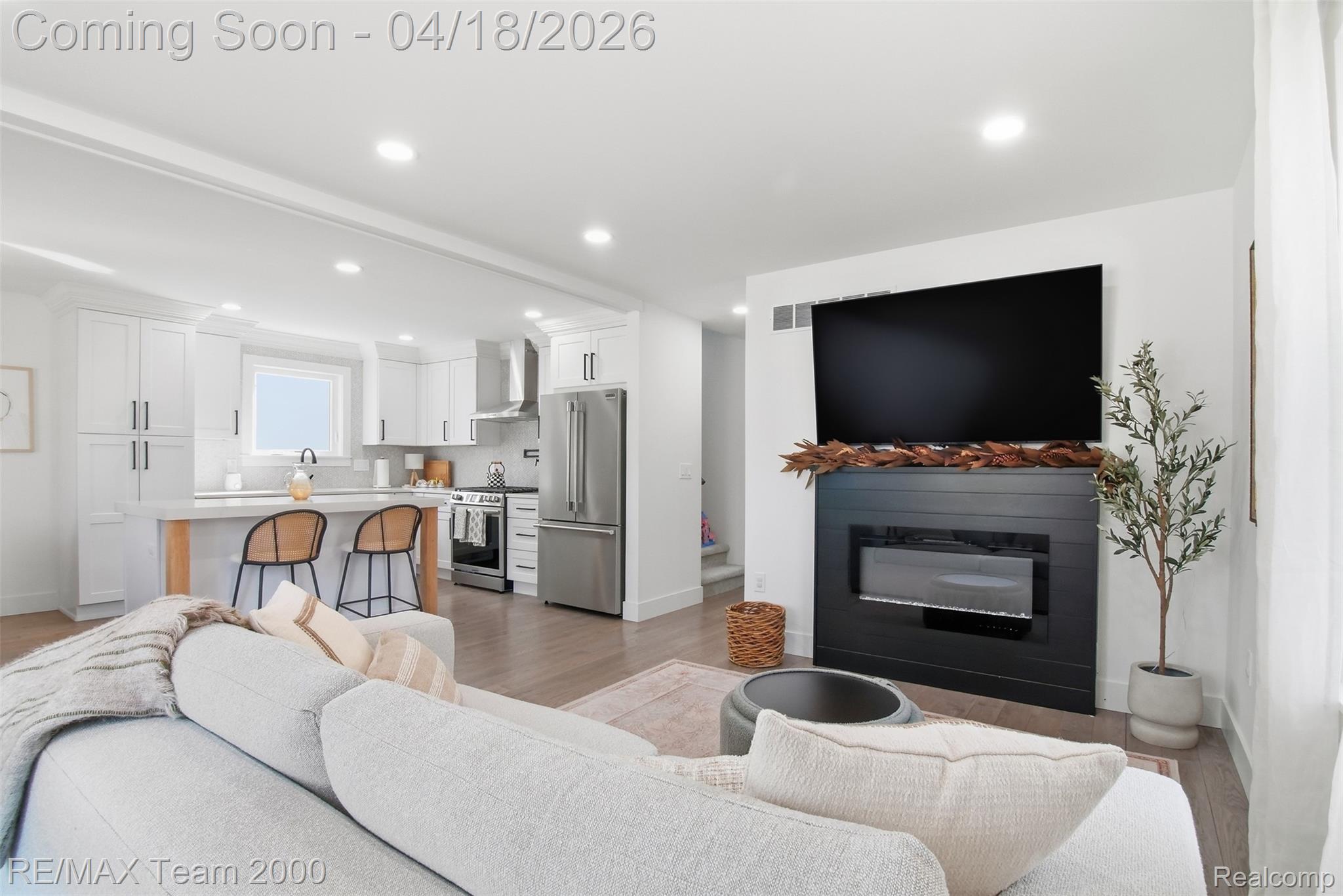 721 N Alexander Avenue