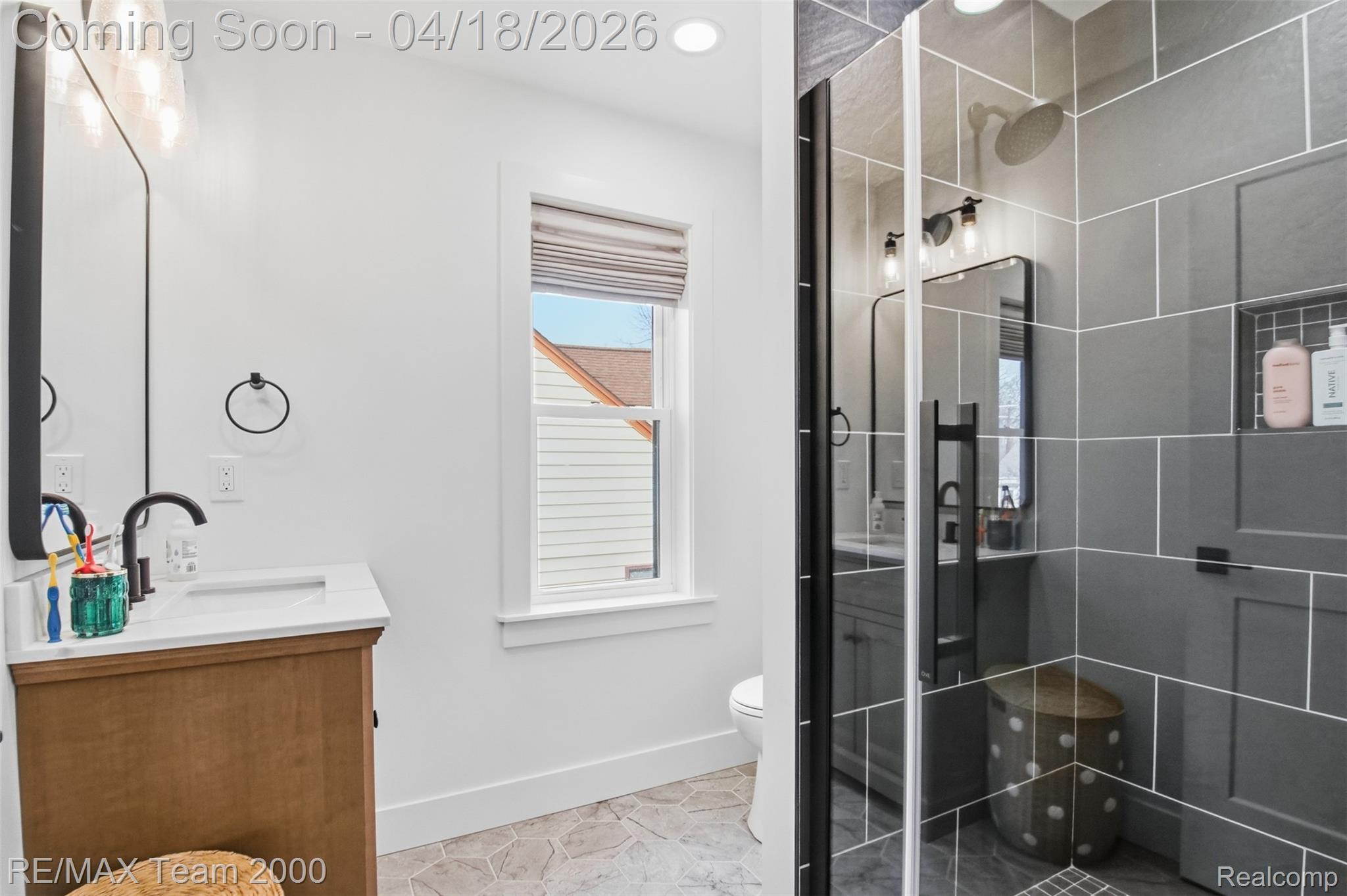 721 N Alexander Avenue