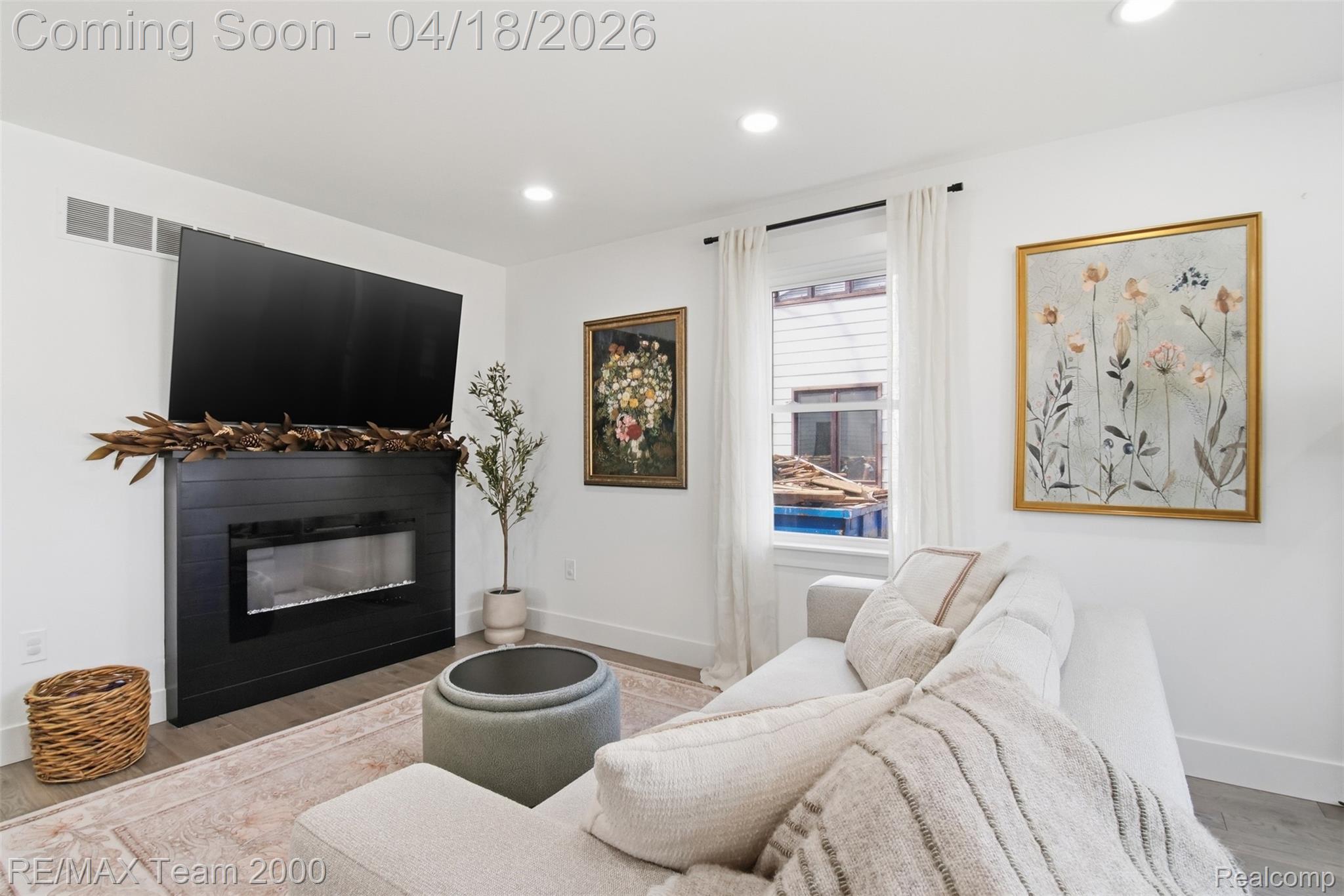 721 N Alexander Avenue