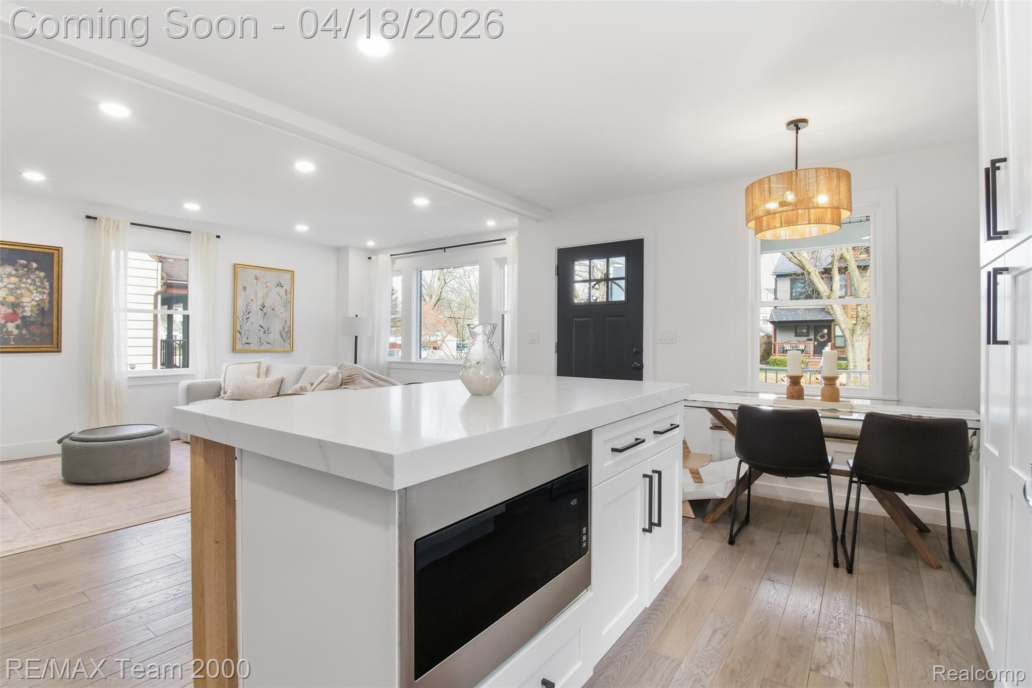 721 N Alexander Avenue