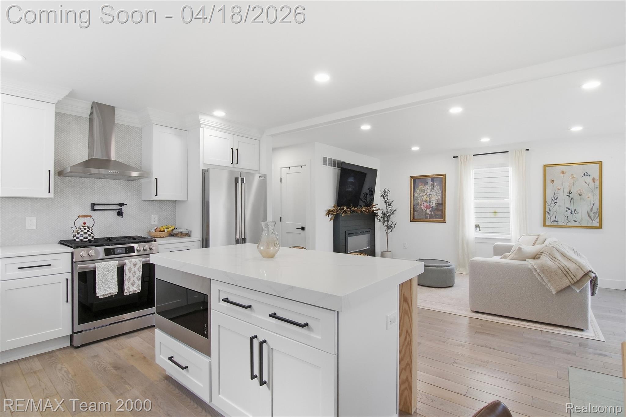 721 N Alexander Avenue