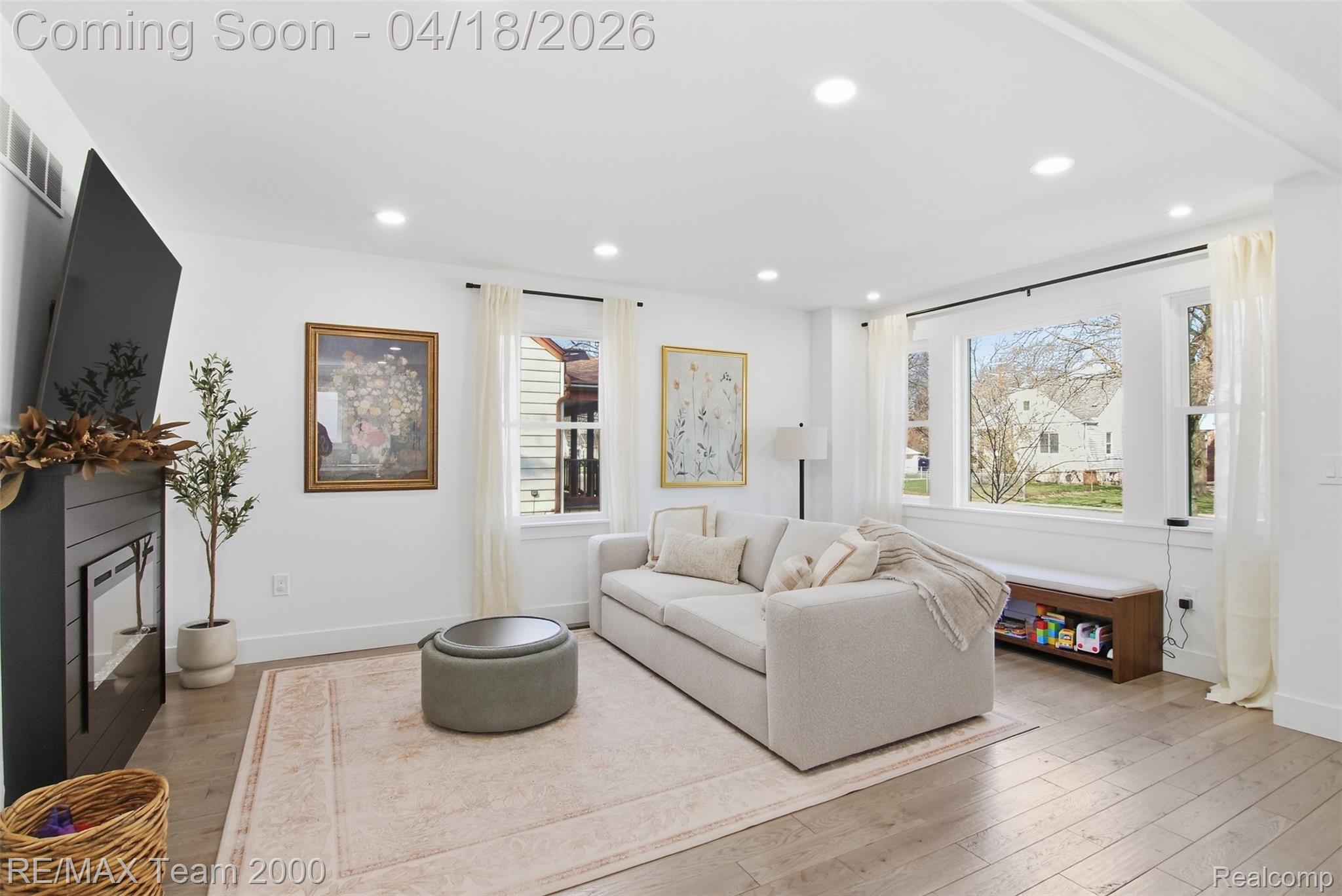 721 N Alexander Avenue