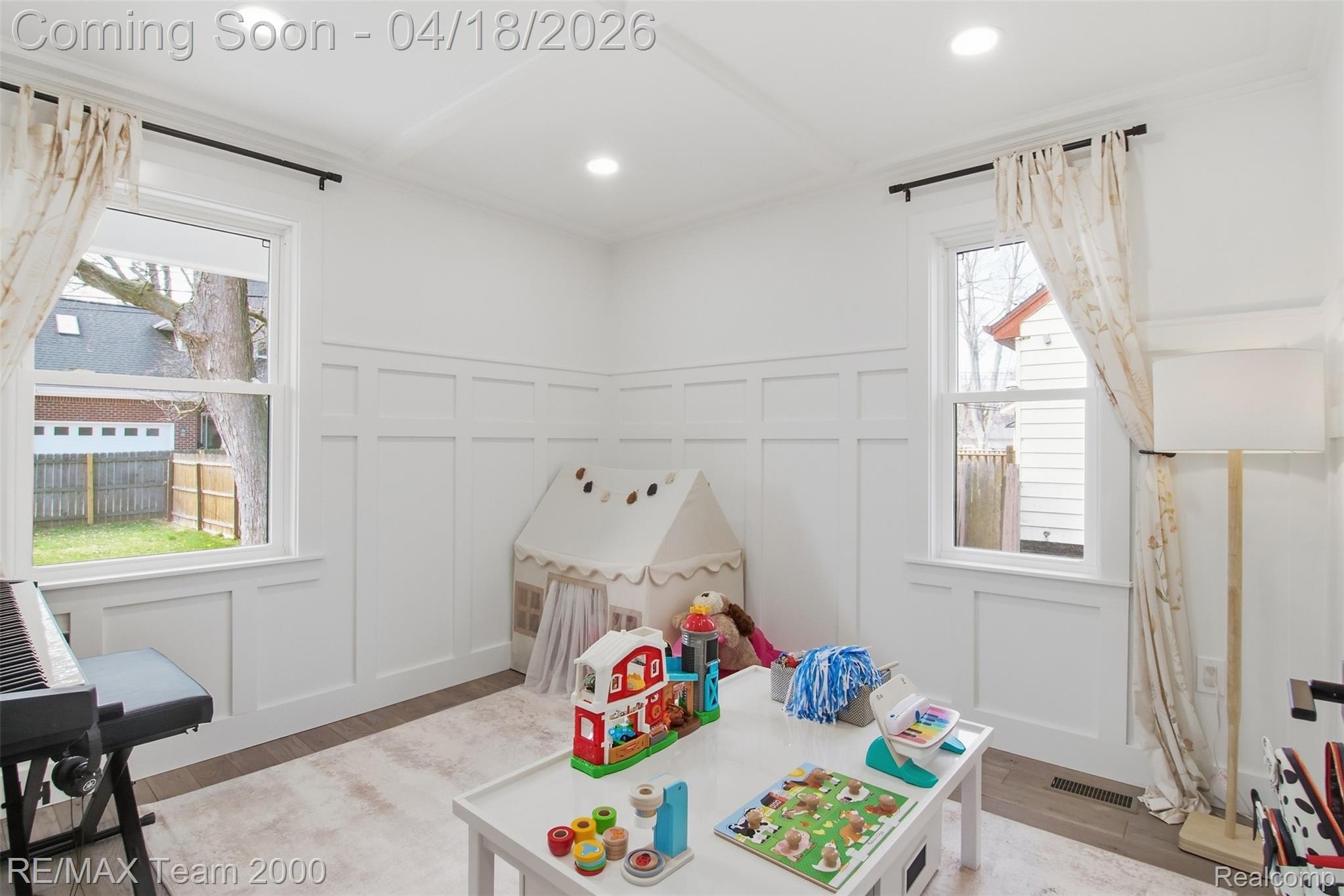 721 N Alexander Avenue