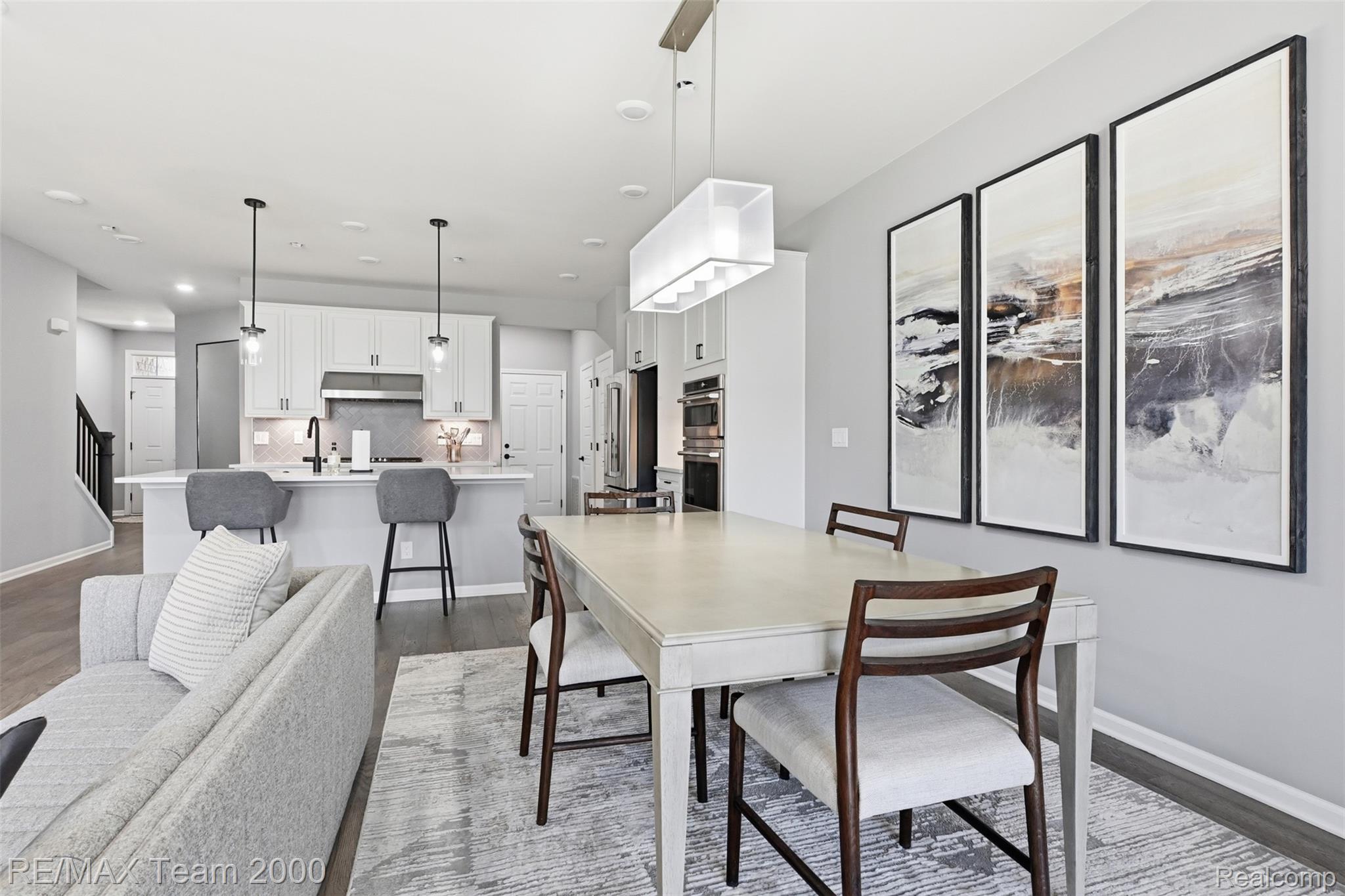 838 Addison Circle