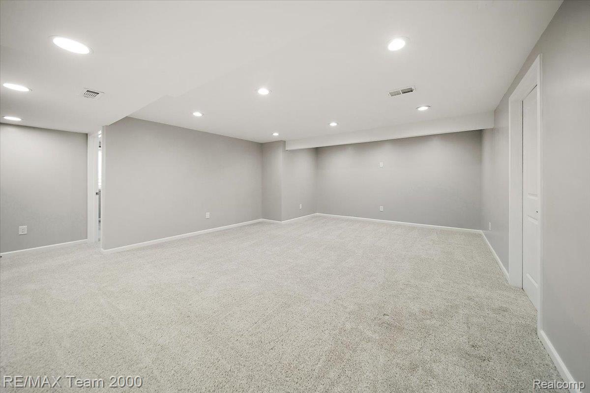 50621 Eisenhower Drive