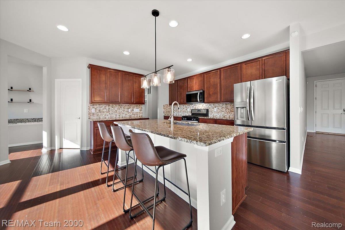 50621 Eisenhower Drive