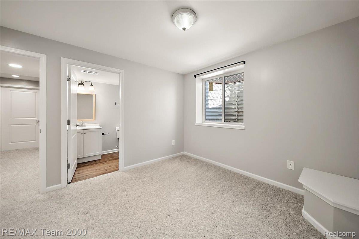 50621 Eisenhower Drive
