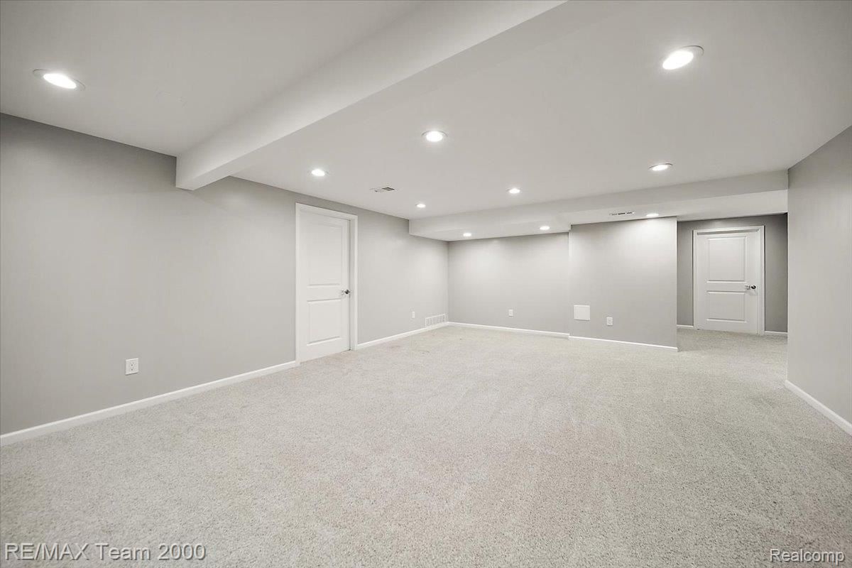 50621 Eisenhower Drive