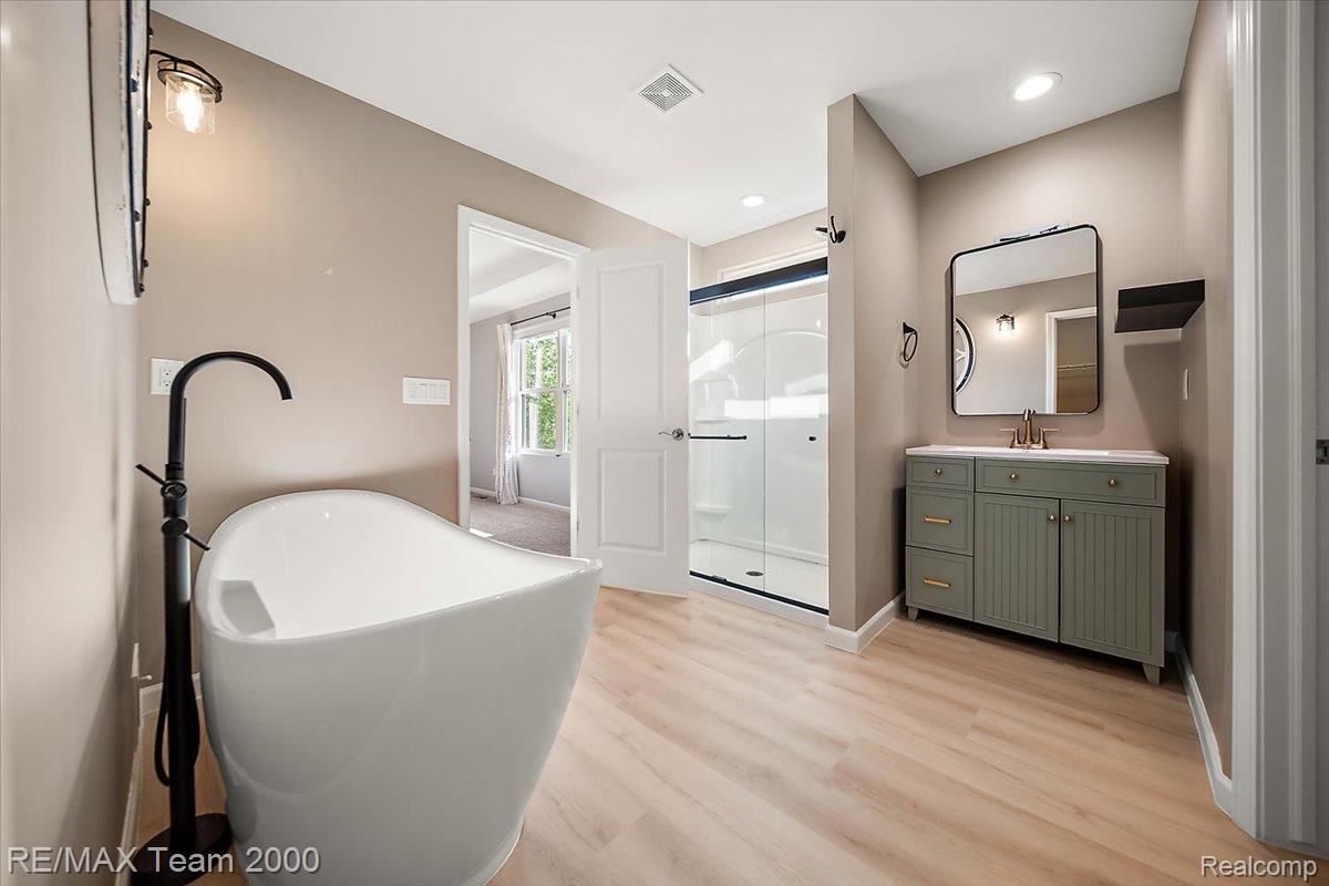 50621 Eisenhower Drive