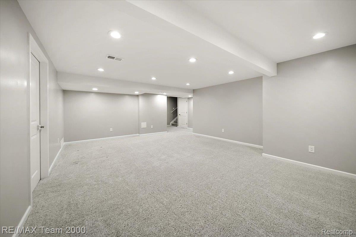 50621 Eisenhower Drive