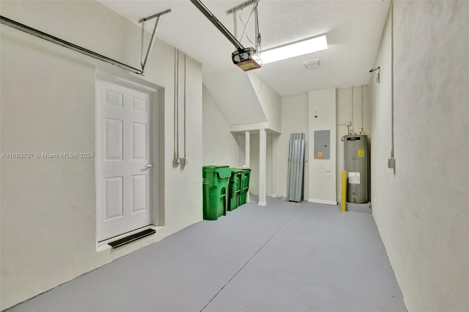 5868 Hampton Hills Blvd # 6202