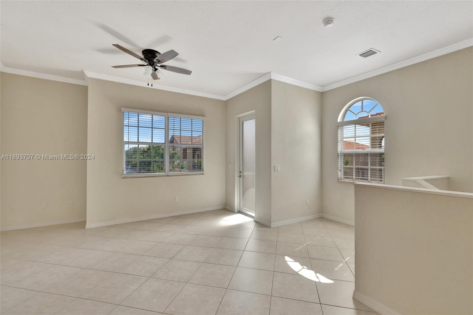5868 Hampton Hills Blvd # 6202