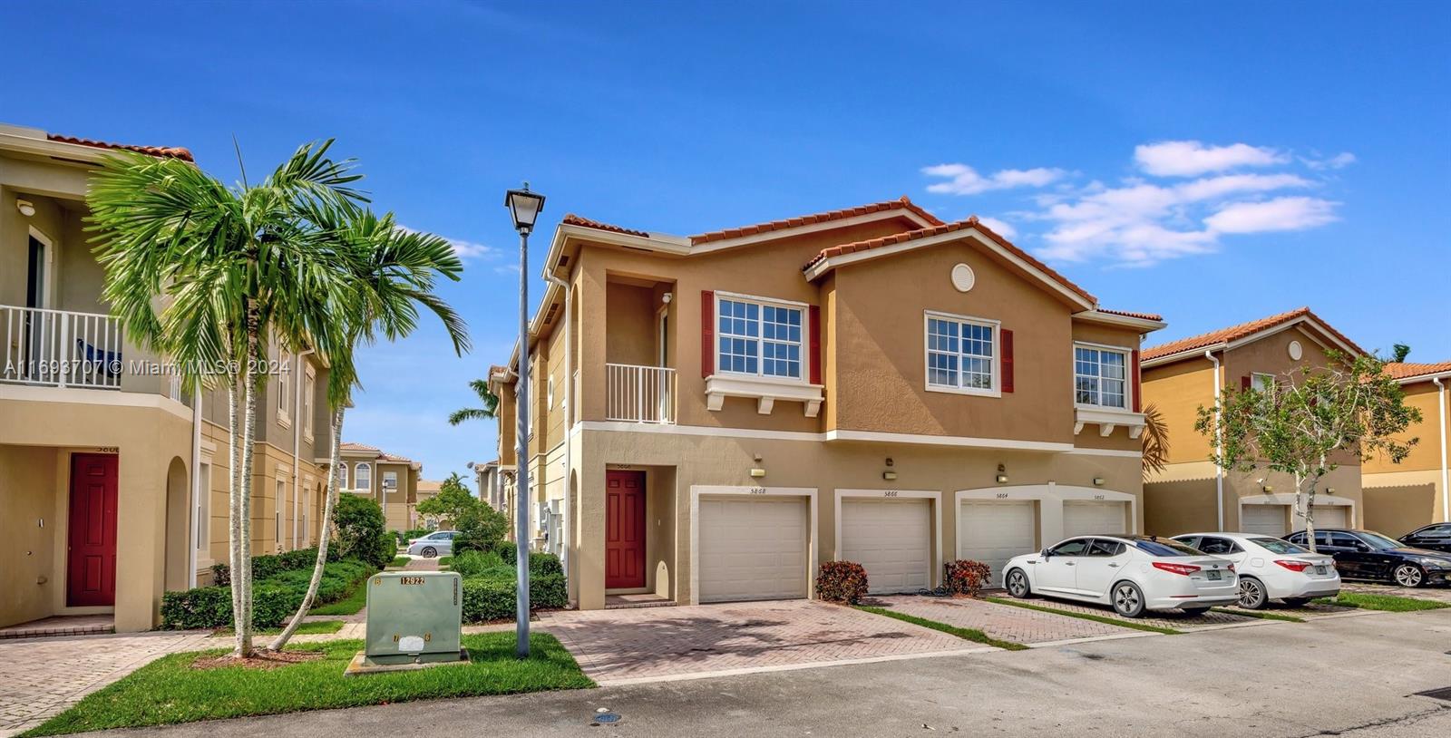 5868 Hampton Hills Blvd # 6202