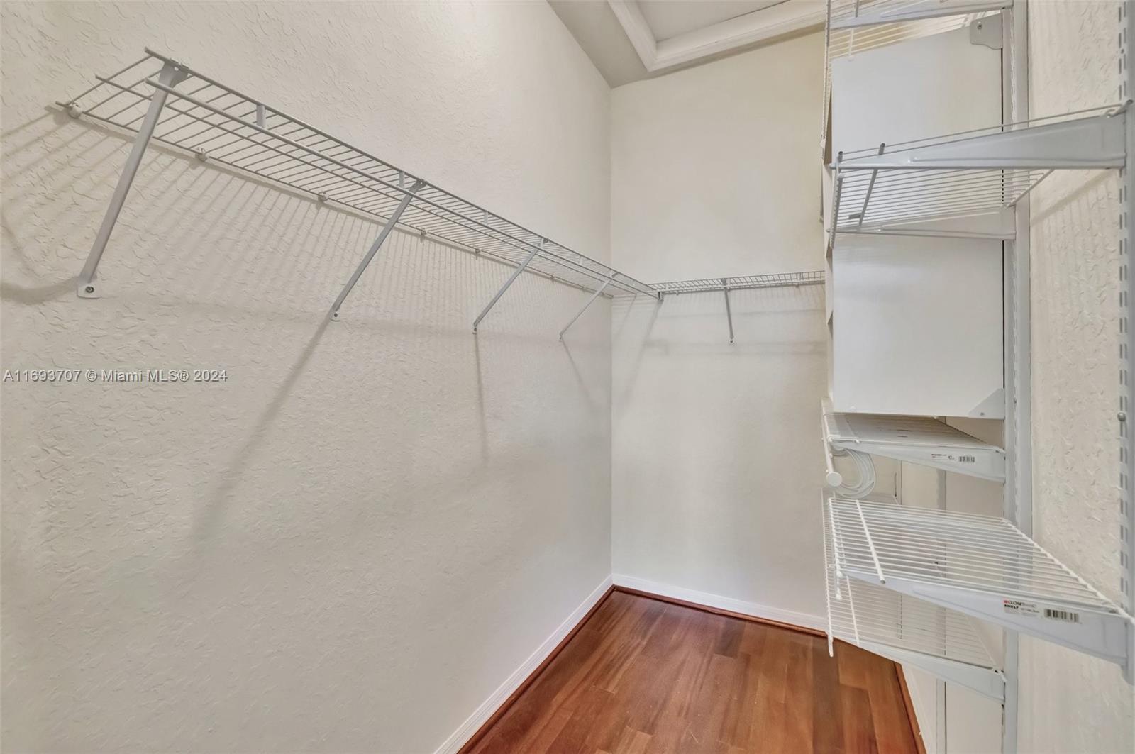 5868 Hampton Hills Blvd # 6202