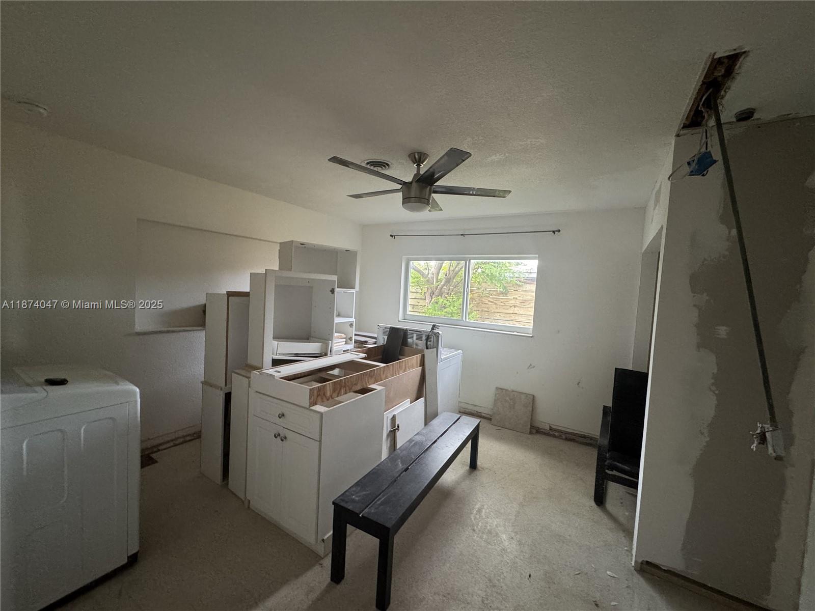 5403 NE 22nd Ter