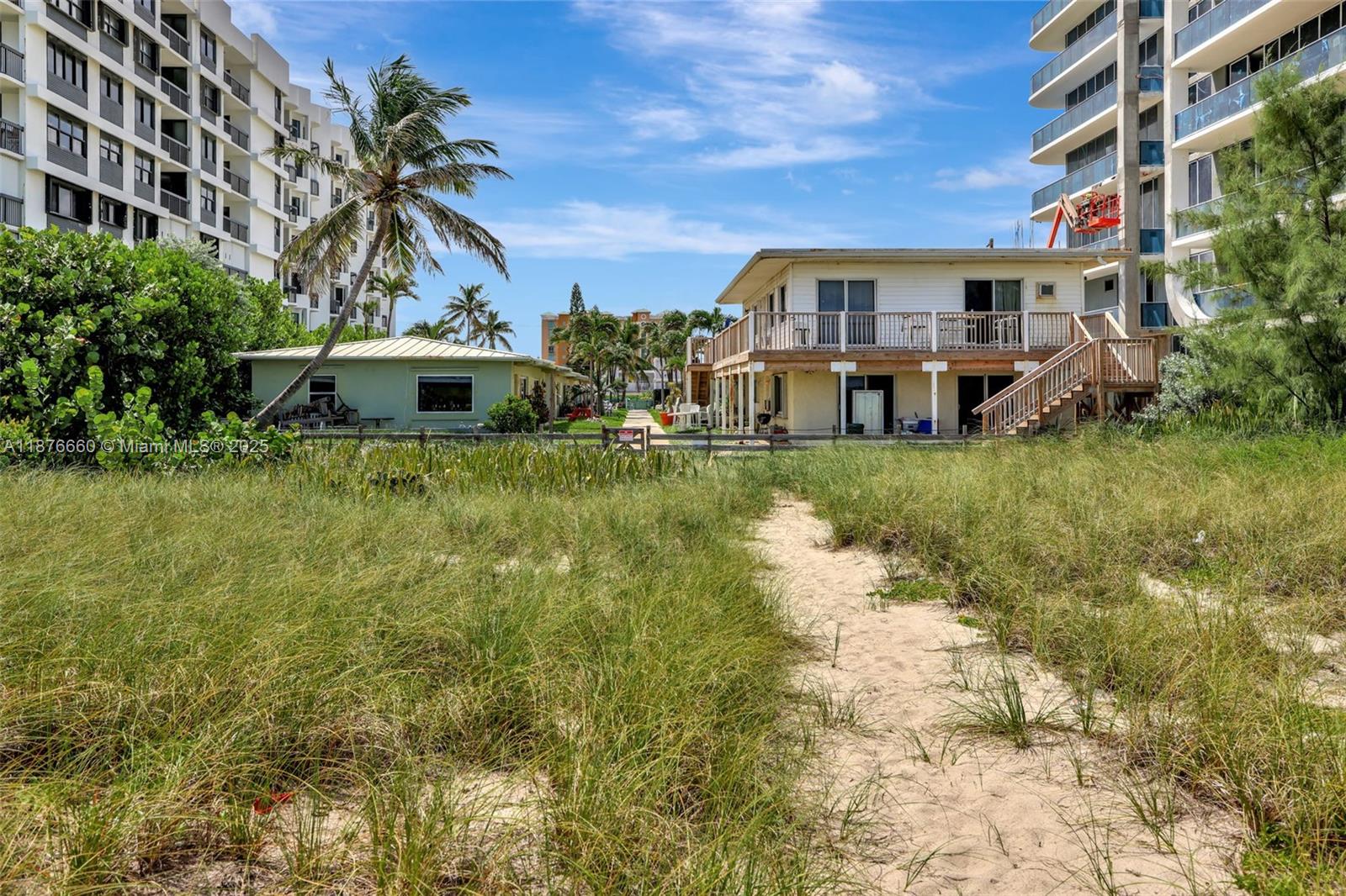 820 N Ocean Blvd # 16
