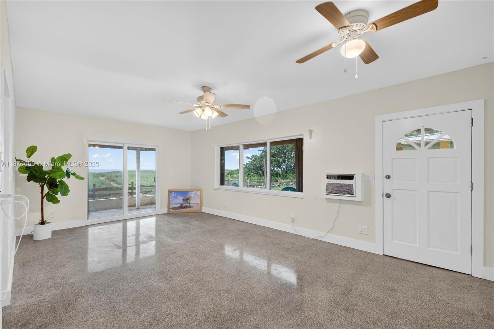 820 N Ocean Blvd # 16